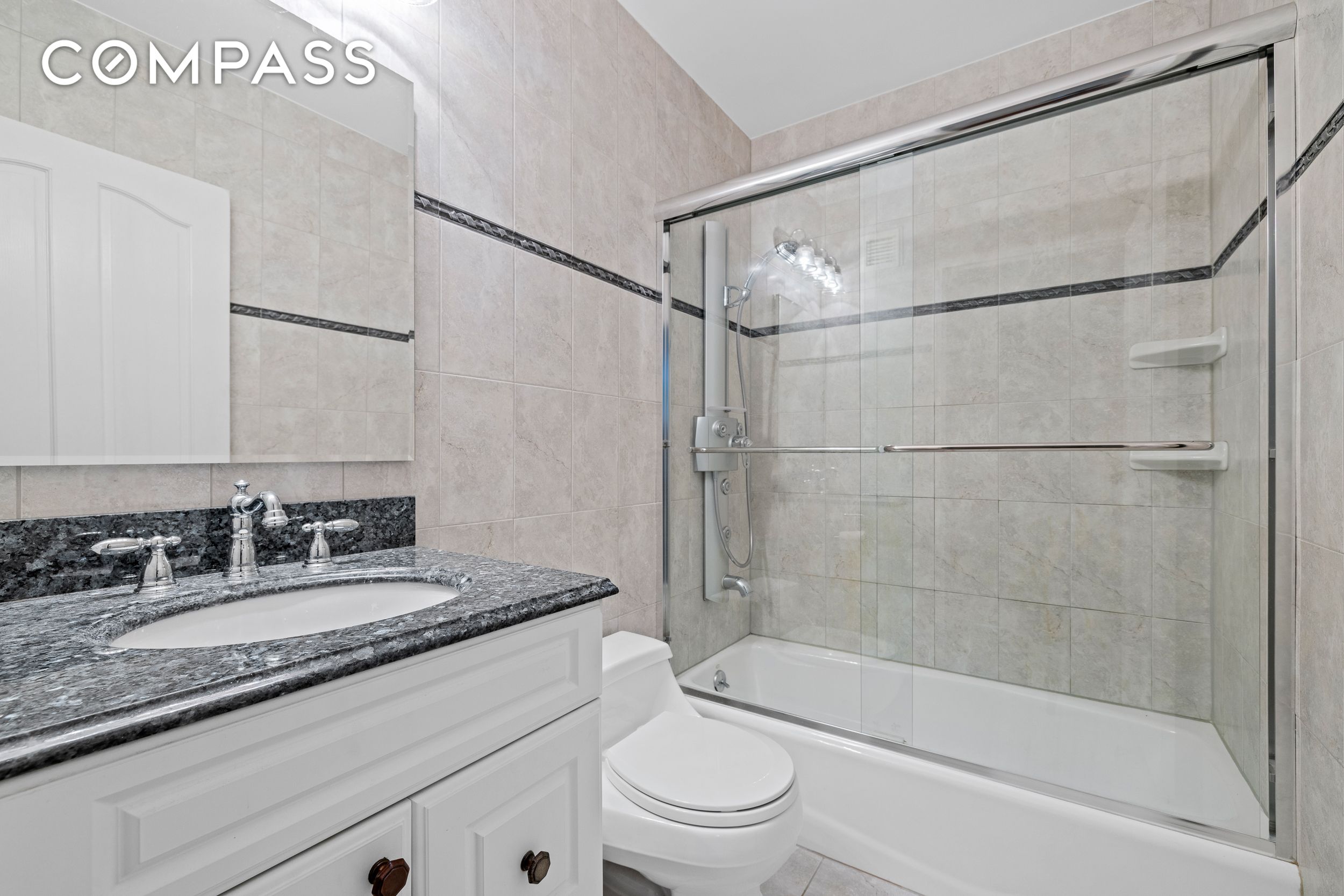 #15 photo, 300 E 54th Street, マンハッタン Sutton Place , NY 10022