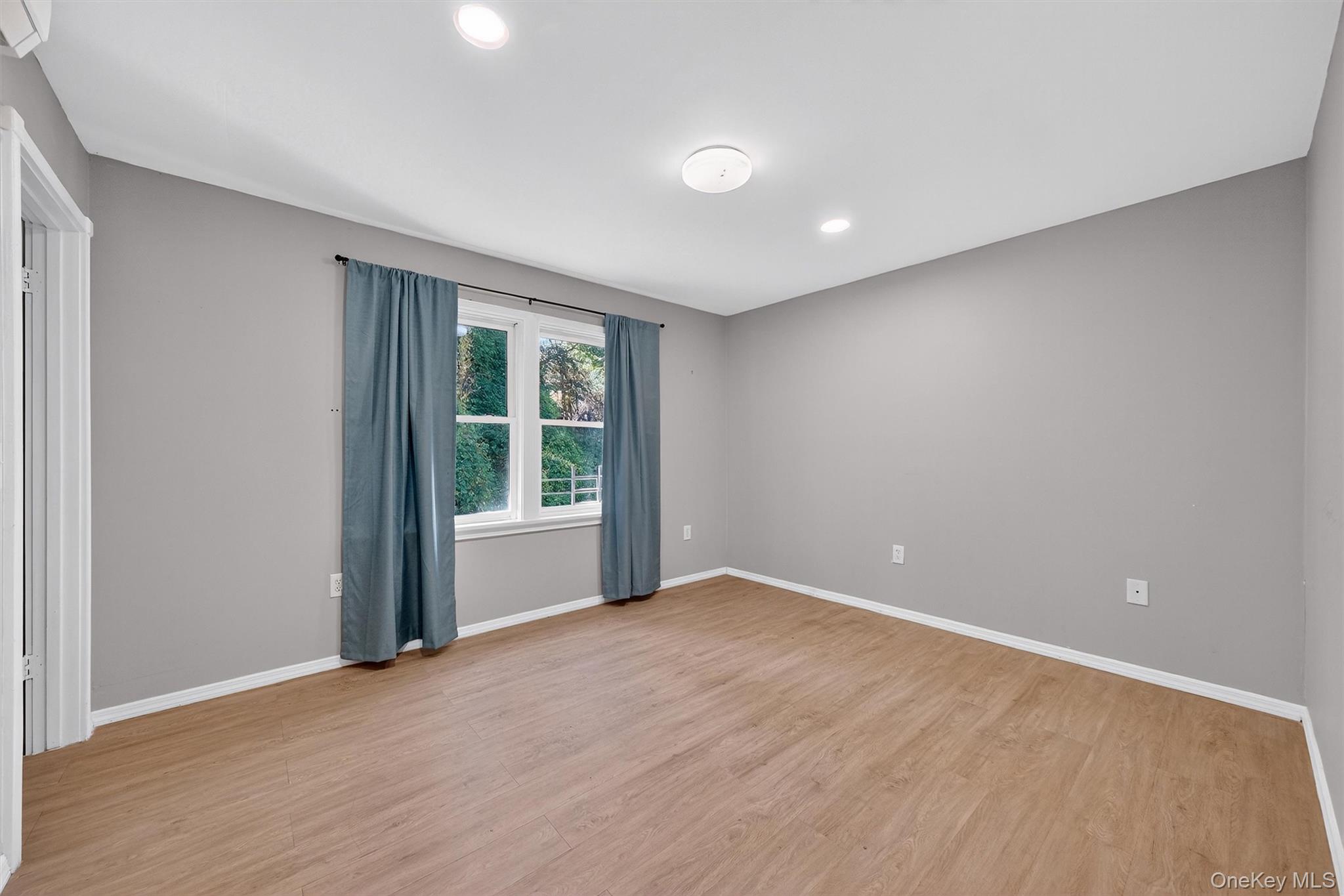 #19 photo, 12 3rd Street, Milton , NY 12547