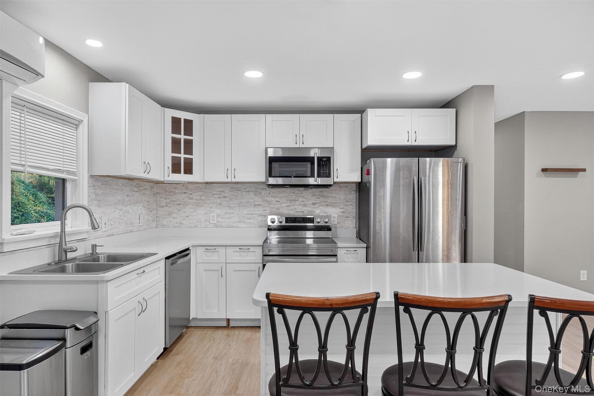 #2 photo, 12 3rd Street, Milton , NY 12547