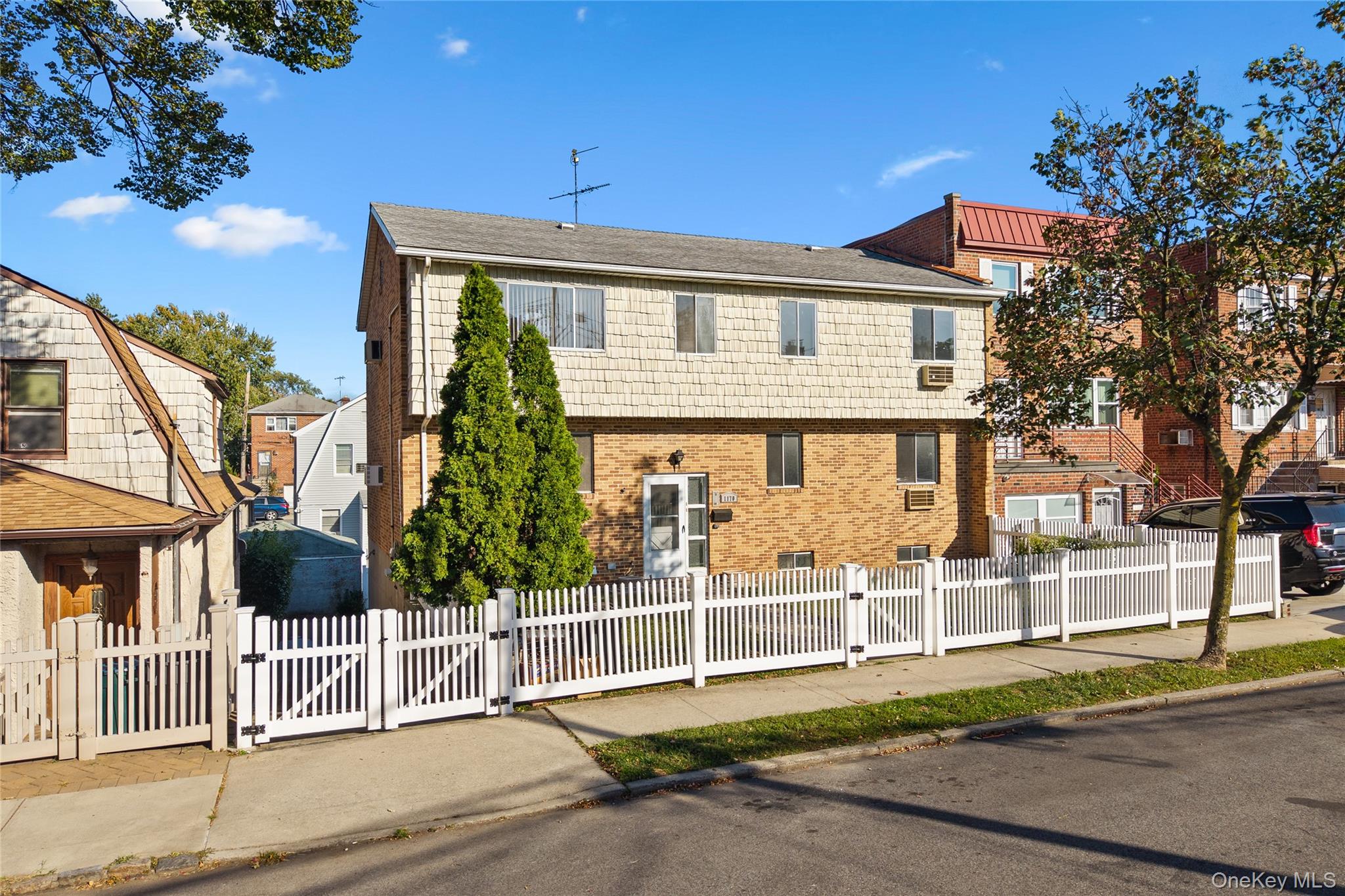 #1 photo, 1170 Ellsworth Avenue, Bronx , NY 10465