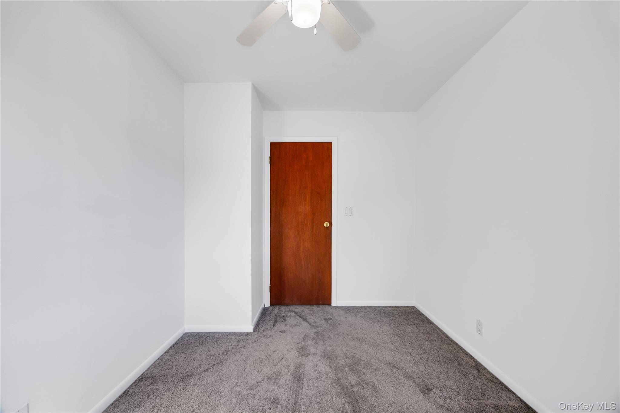 #8 photo, 1170 Ellsworth Avenue, Bronx , NY 10465