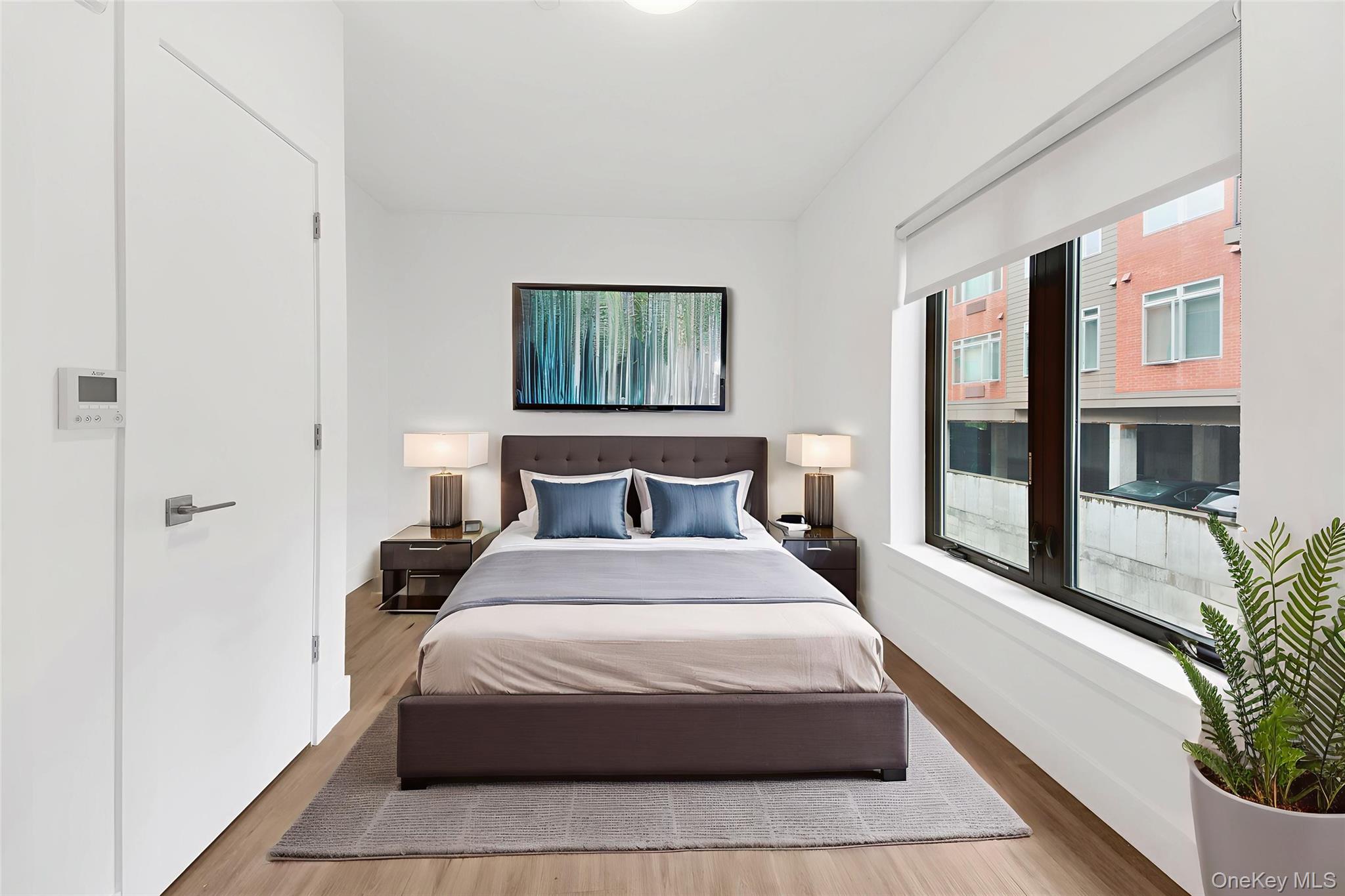 #4 photo, 525 NORTH MACQUESTEN PARKWAY, Fleetwood , NY 10552