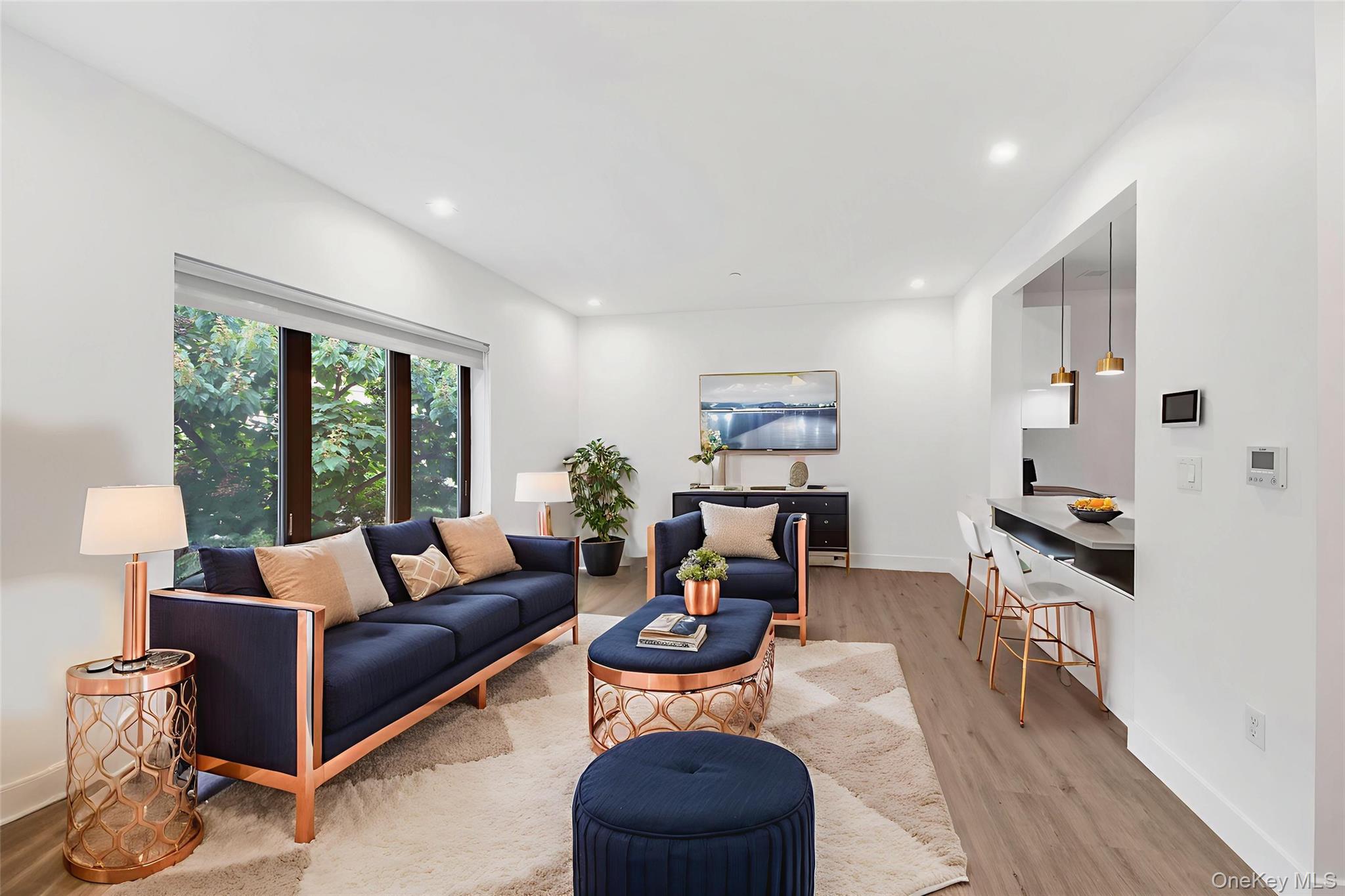 #7 photo, 525 NORTH MACQUESTEN PARKWAY, Fleetwood , NY 10552