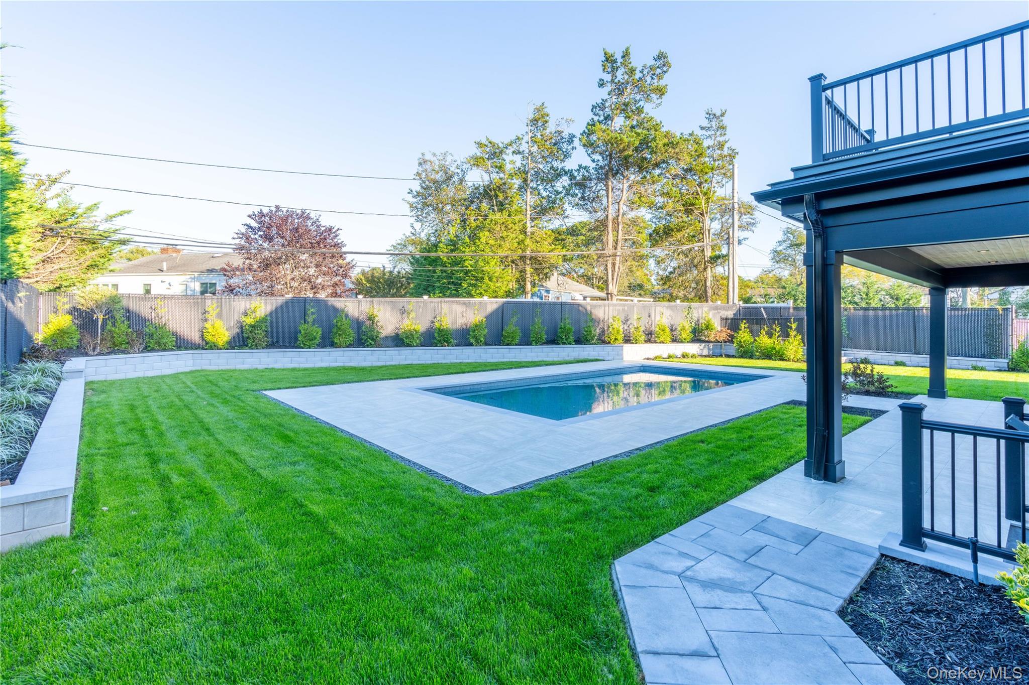 #12 photo, 487 Davie Street, Westbury , NY 11590