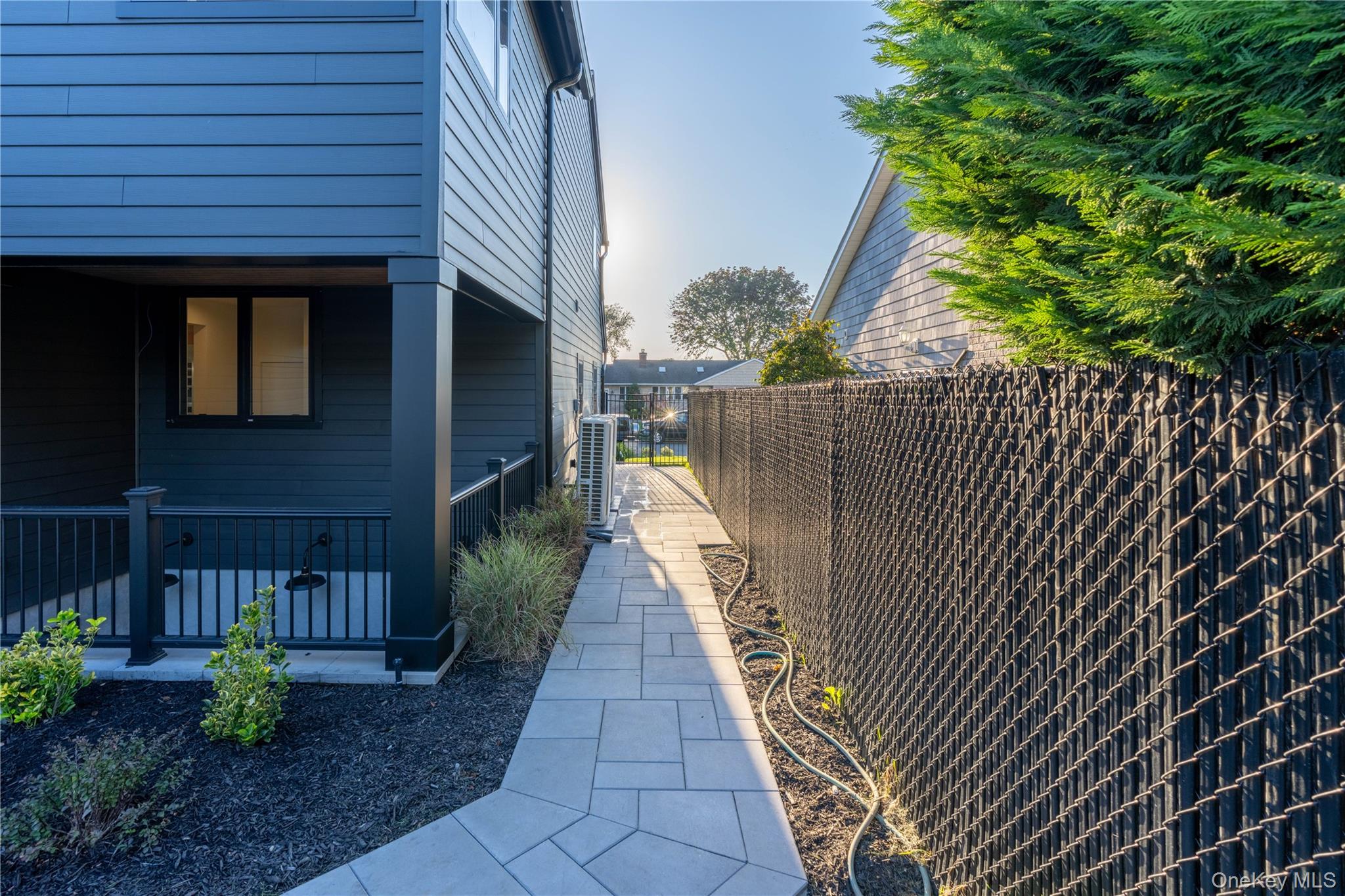 #13 photo, 487 Davie Street, Westbury , NY 11590