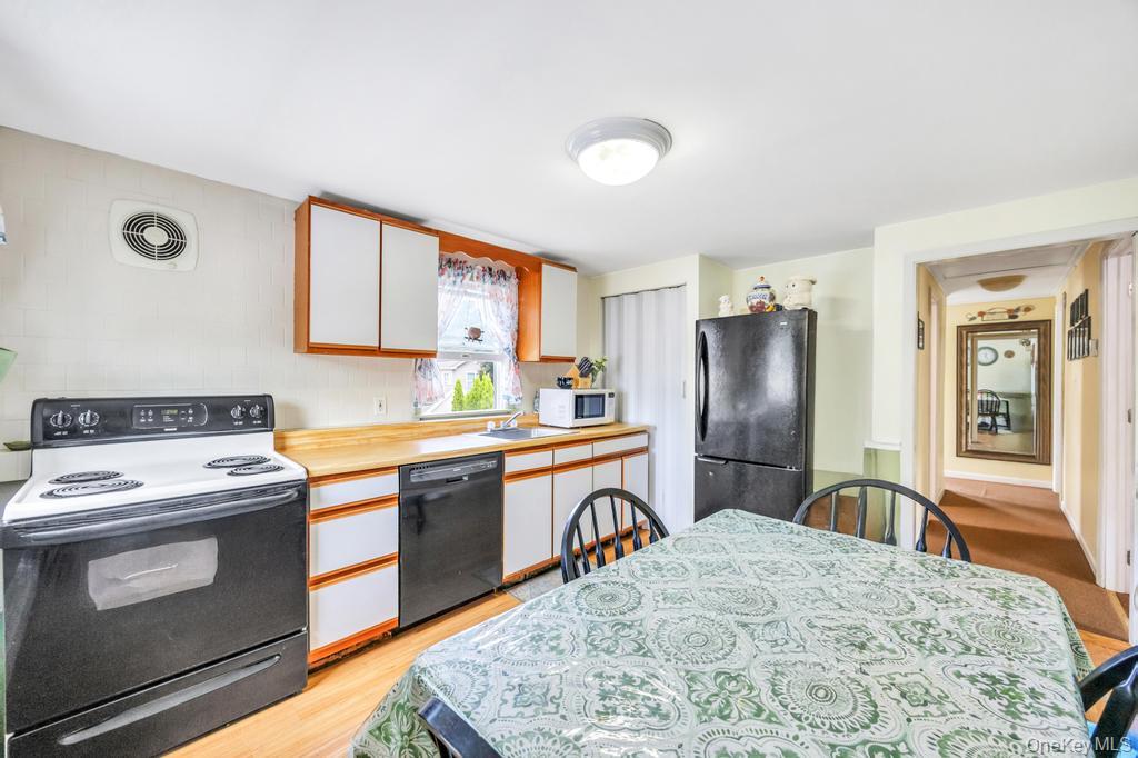 #12 photo, 124 E 12th Street, Huntington Station , NY 11746