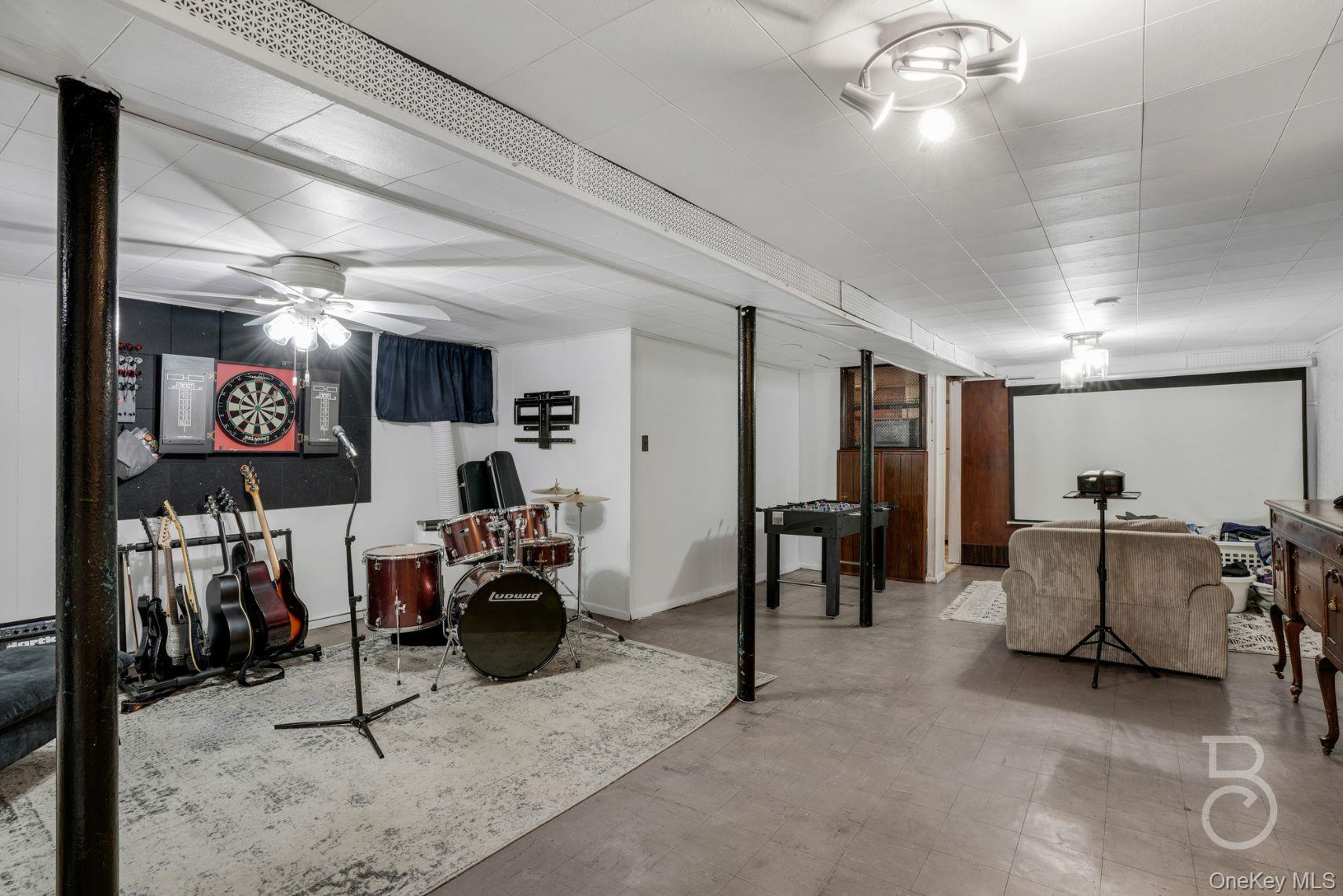 #14 photo, 37-09 20th Road, Astoria , NY 11105