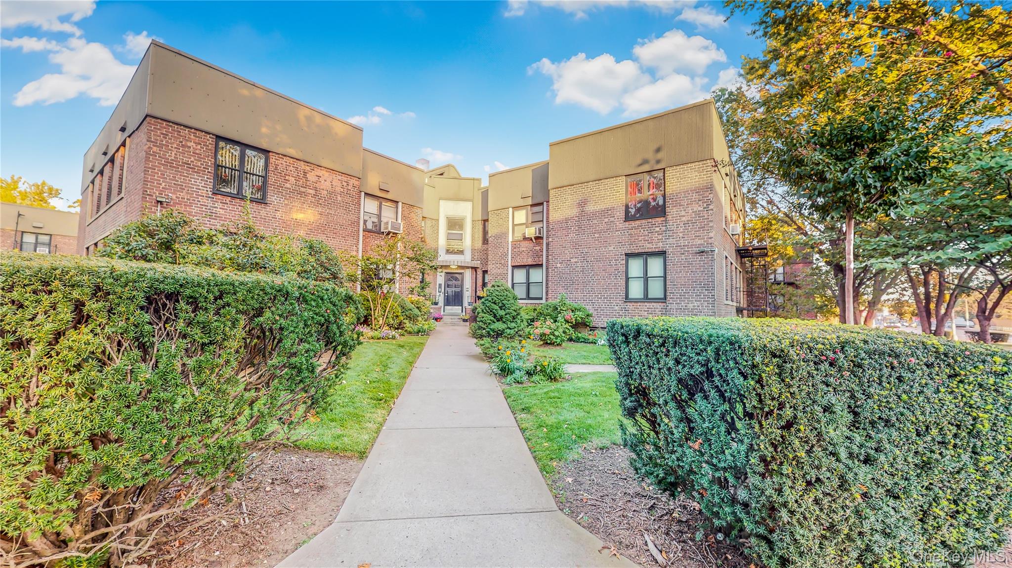 #1 photo, 2255 78th Street, クイーンズ区 East Elmhurst , NY 11370