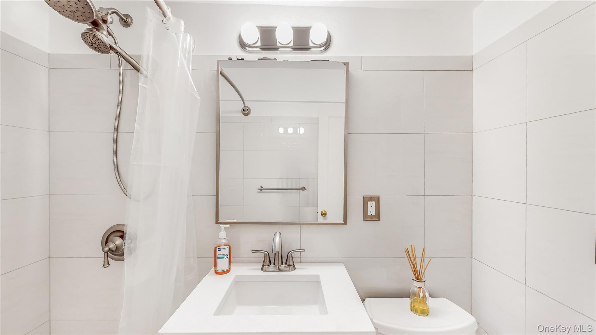 #10 photo, 2255 78th Street, クイーンズ区 East Elmhurst , NY 11370