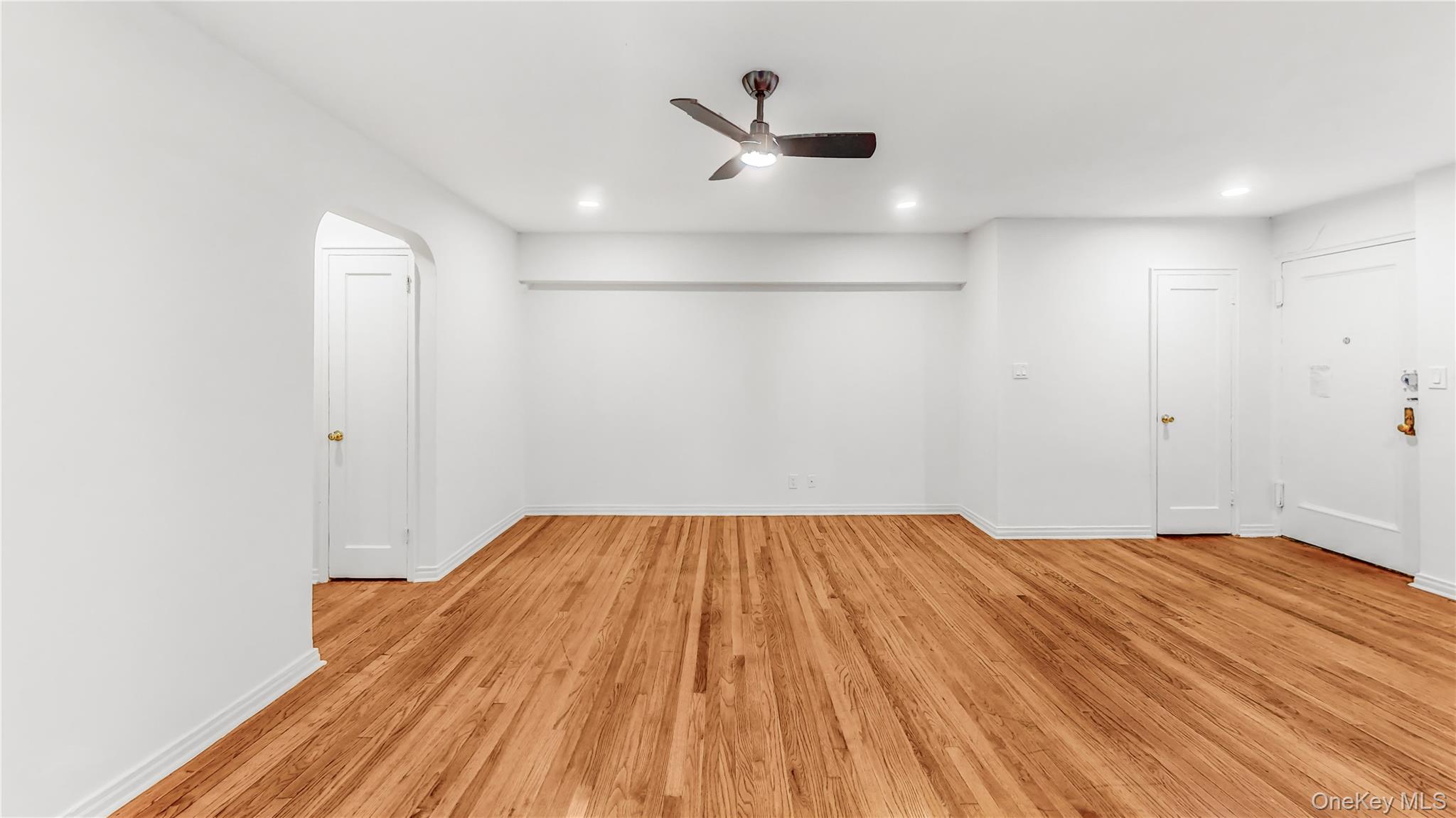 #6 photo, 2255 78th Street, クイーンズ区 East Elmhurst , NY 11370