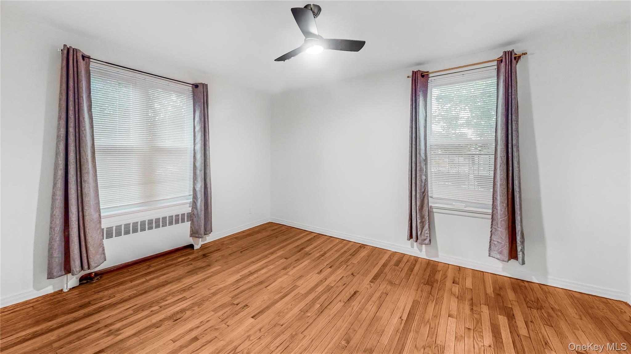 #7 photo, 2255 78th Street, クイーンズ区 East Elmhurst , NY 11370