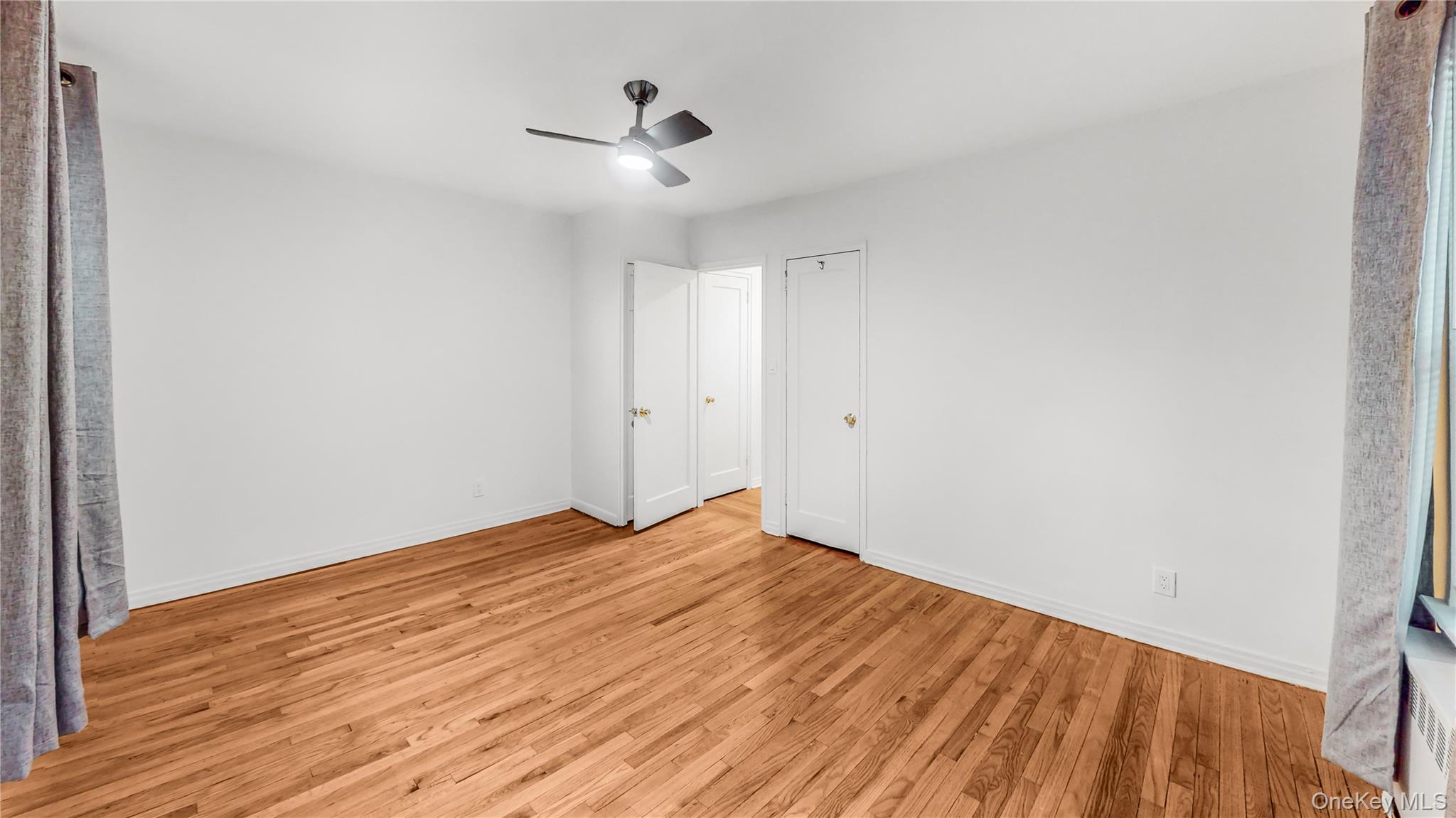 #8 photo, 2255 78th Street, クイーンズ区 East Elmhurst , NY 11370