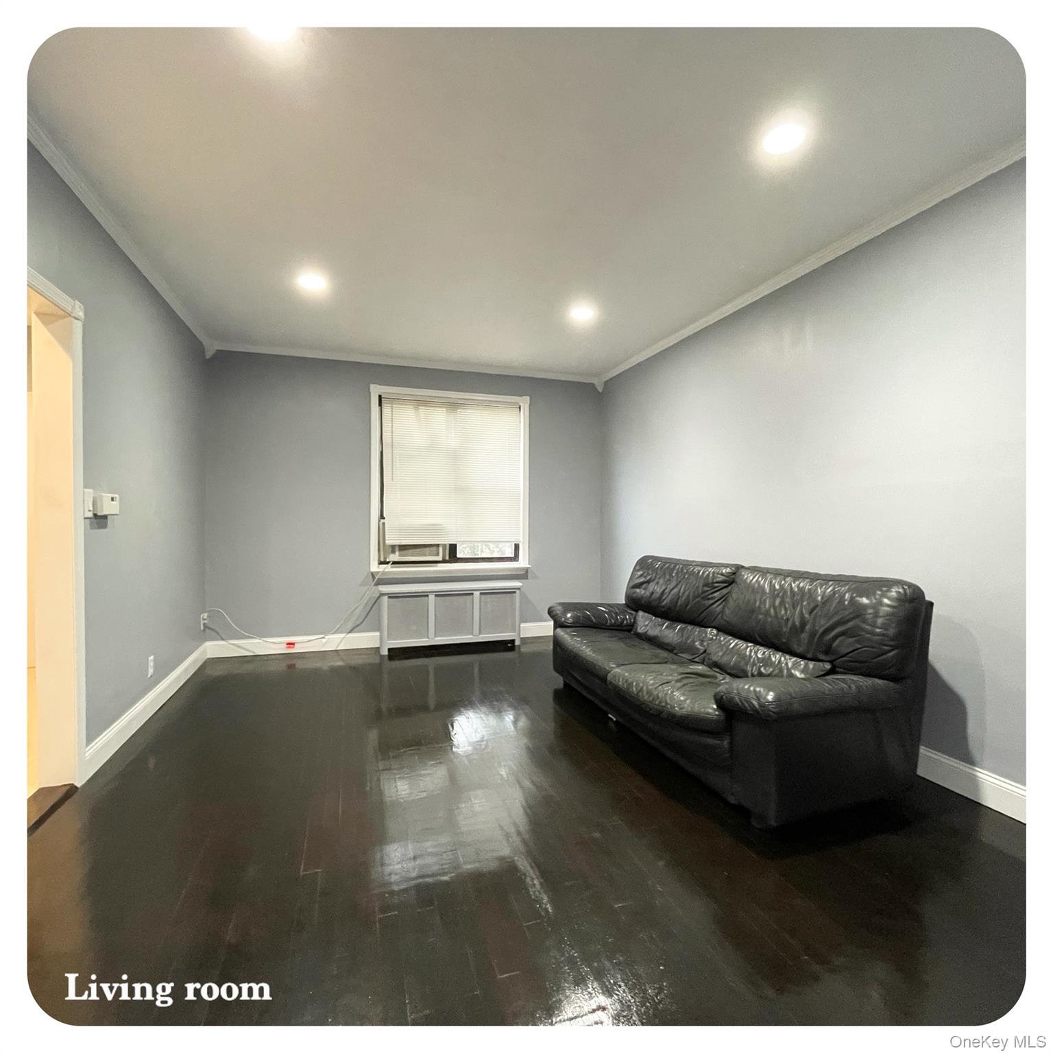 #4 photo, 48-41 41 Street, Sunnyside , NY 11104