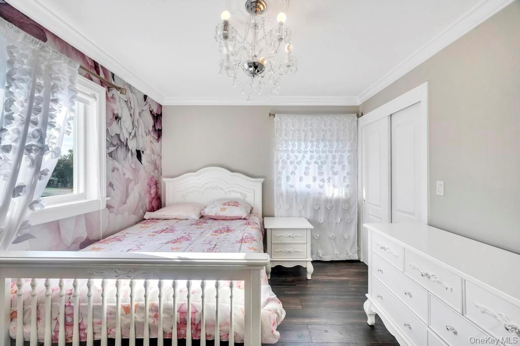 #14 photo, 2566 Hyacinth Street, Westbury , NY 11590