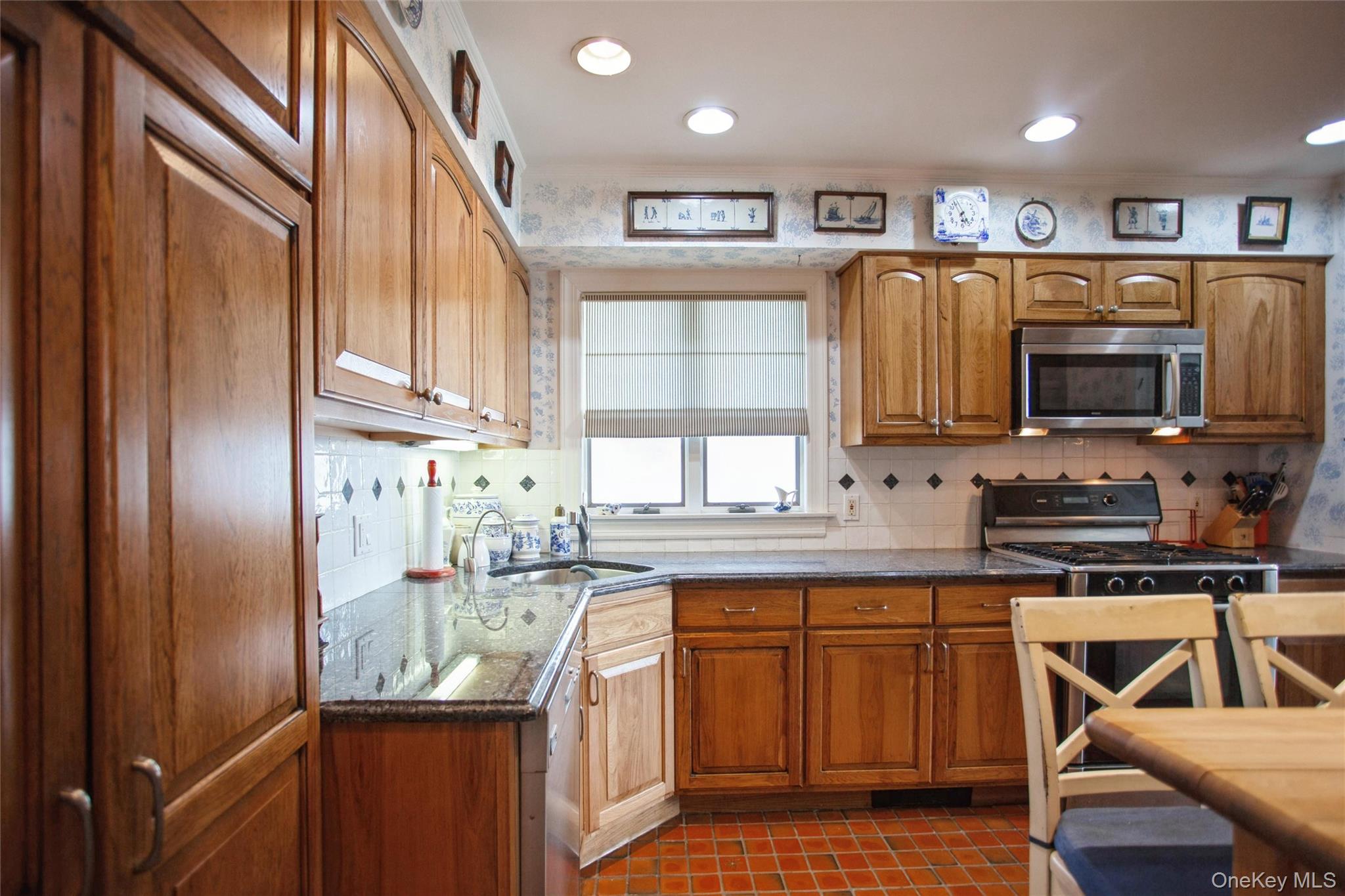 #12 photo, 129 Belmont Avenue, Long Beach , NY 11561