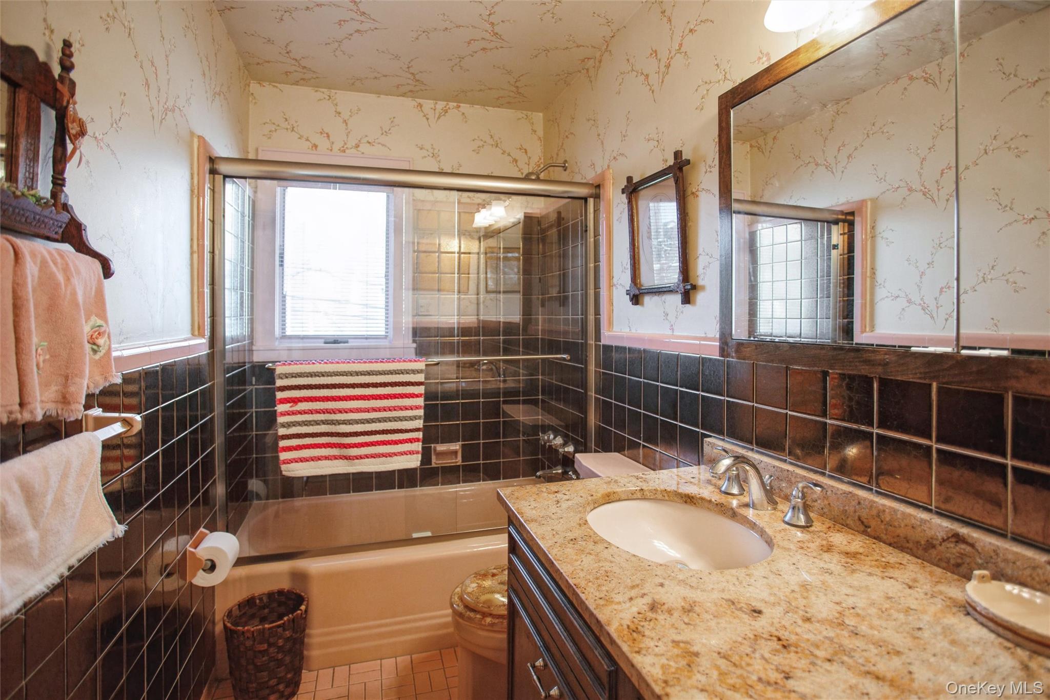 #18 photo, 129 Belmont Avenue, Long Beach , NY 11561