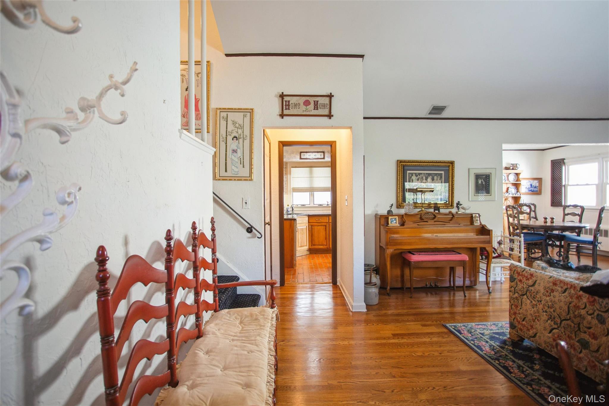 #4 photo, 129 Belmont Avenue, Long Beach , NY 11561