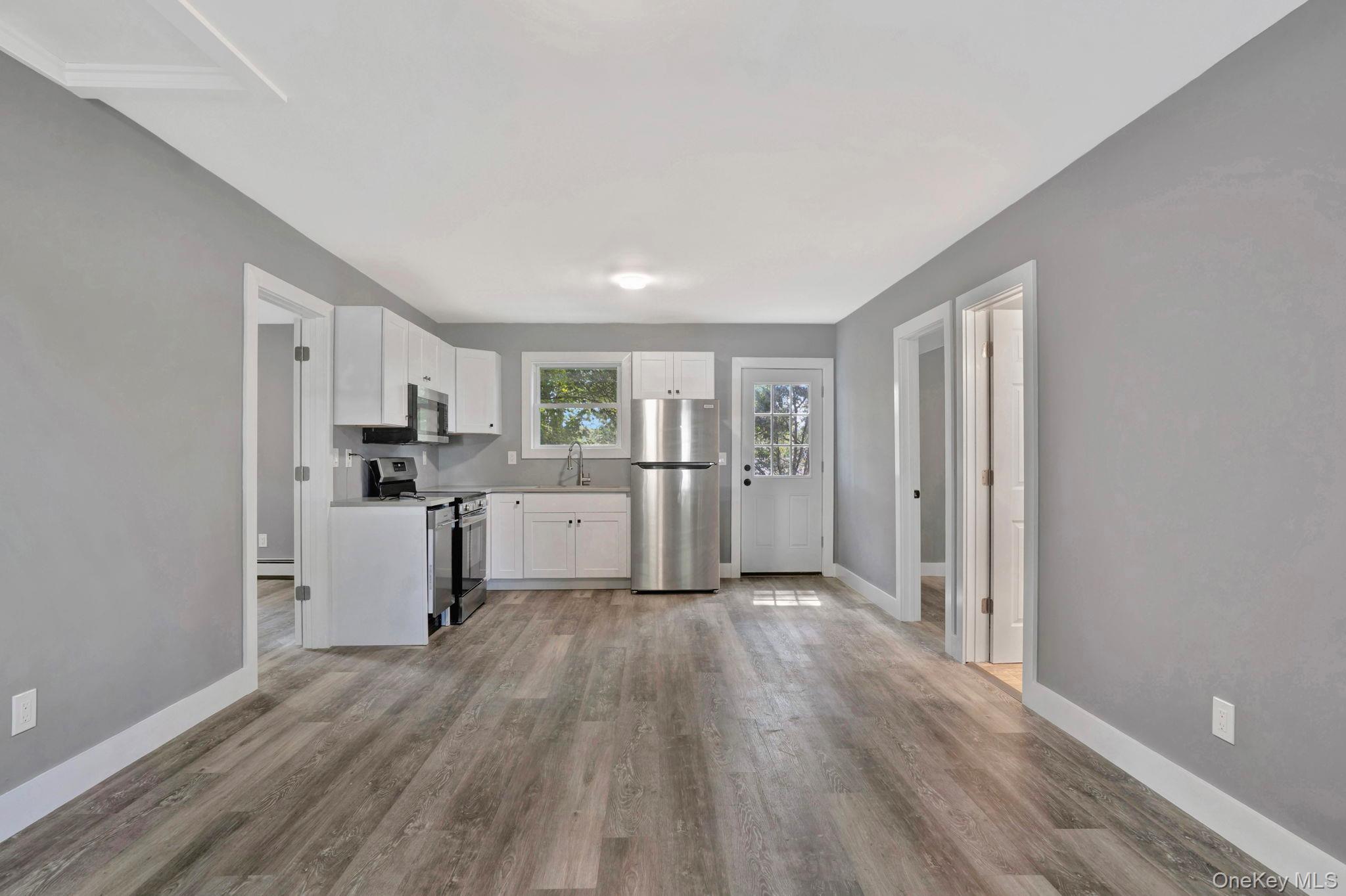 #5 photo, 36 Kensington Avenue, Selden , NY 11784