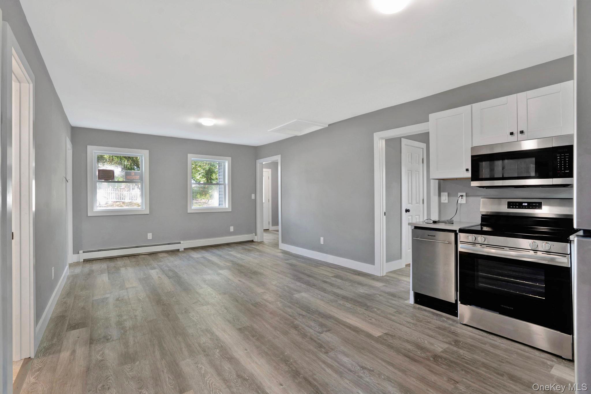 #6 photo, 36 Kensington Avenue, Selden , NY 11784