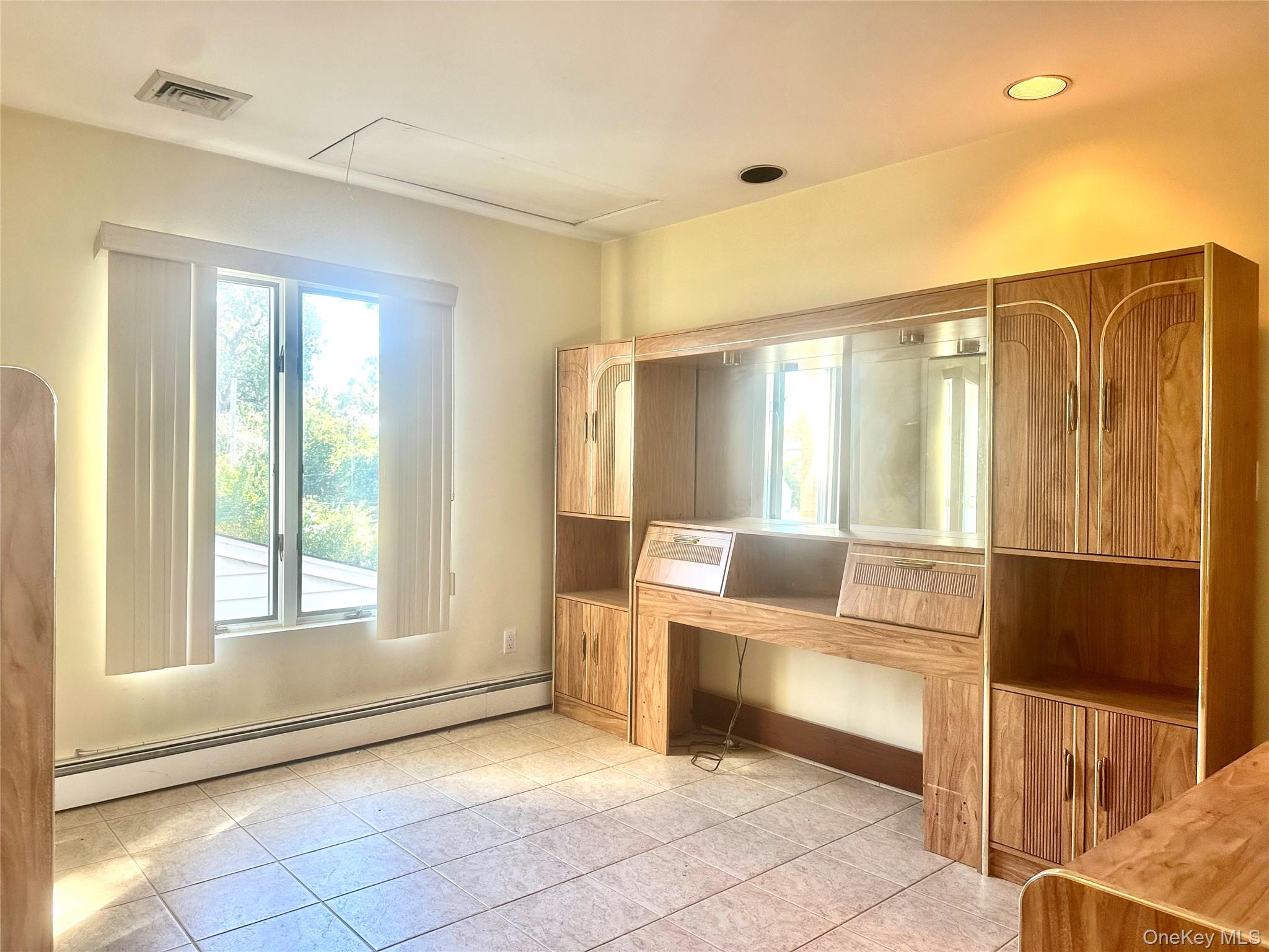 #12 photo, 1027 Windermere Road, Franklin Square , NY 11010