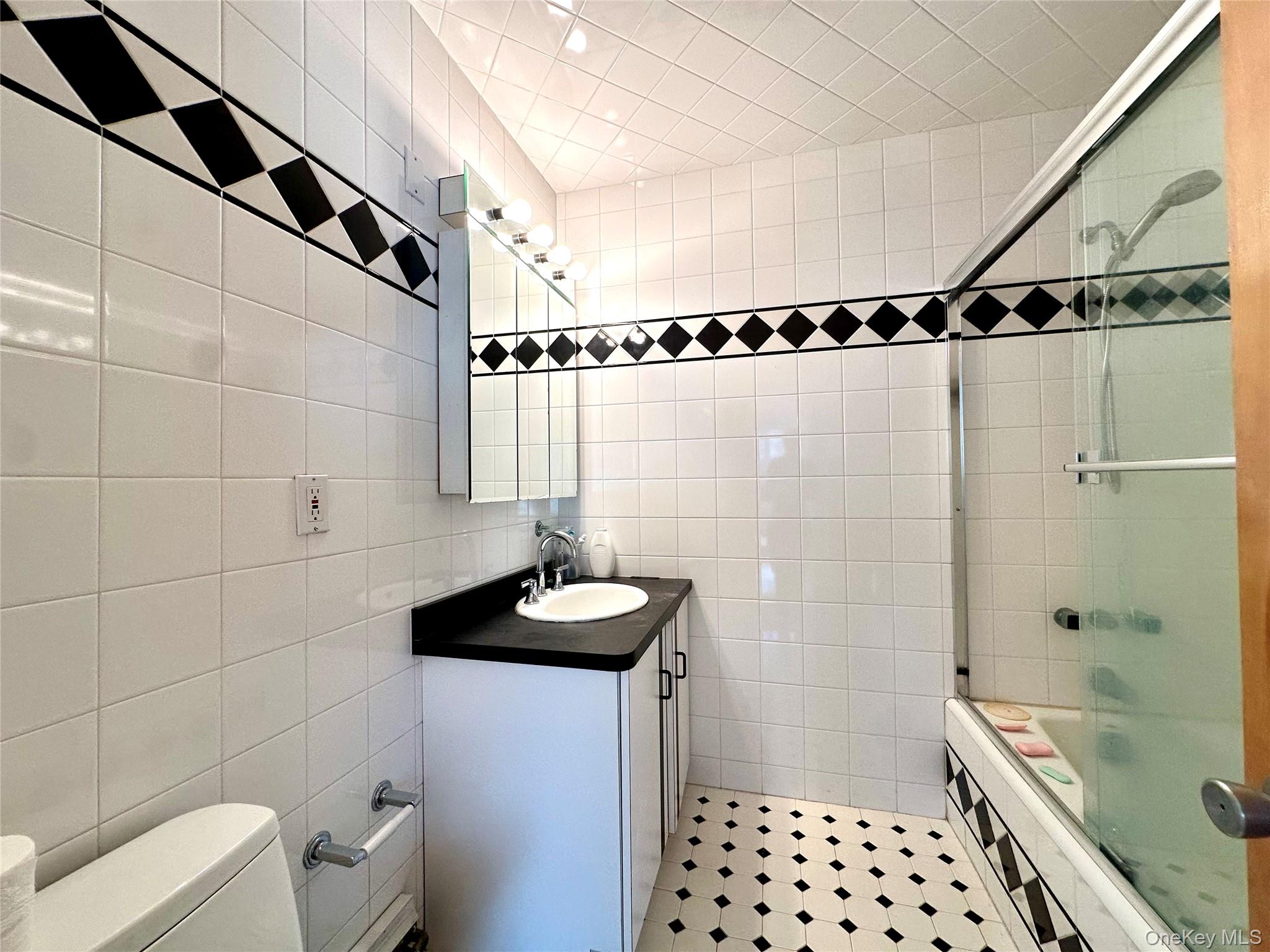 #13 photo, 1027 Windermere Road, Franklin Square , NY 11010