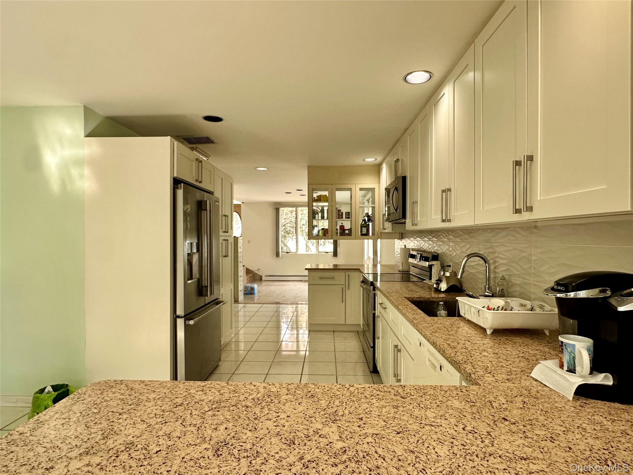 #6 photo, 1027 Windermere Road, Franklin Square , NY 11010