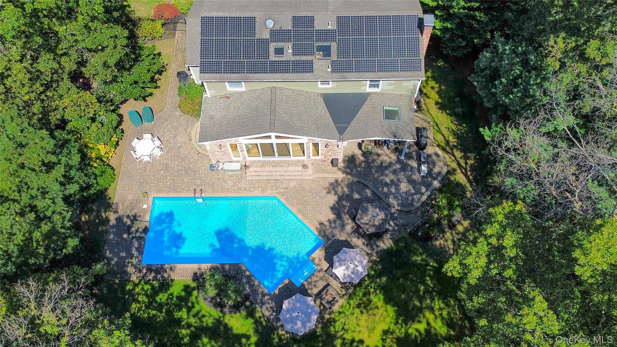 #1 photo, 14 Vega Drive, Shoreham , NY 11786