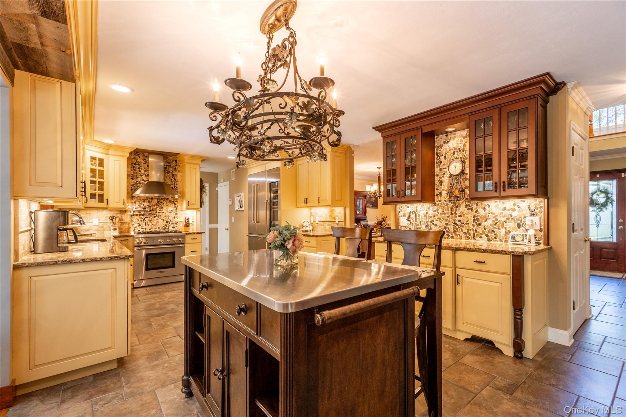 #12 photo, 14 Vega Drive, Shoreham , NY 11786