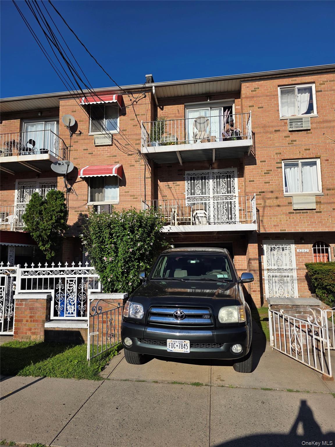 #1 photo, 3232 Ely Avenue, Bronx , NY 10469
