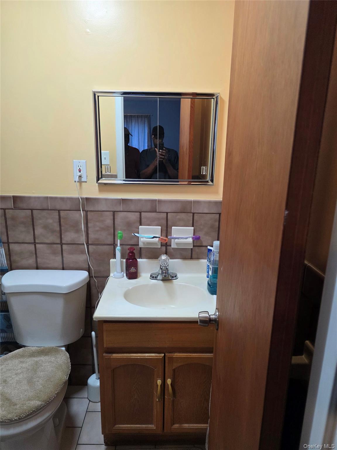 #13 photo, 3232 Ely Avenue, Bronx , NY 10469