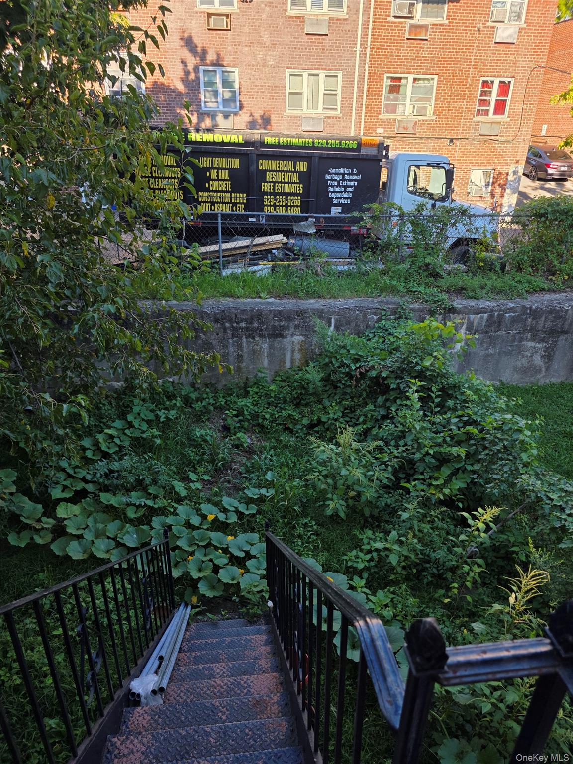 #16 photo, 3232 Ely Avenue, Bronx , NY 10469