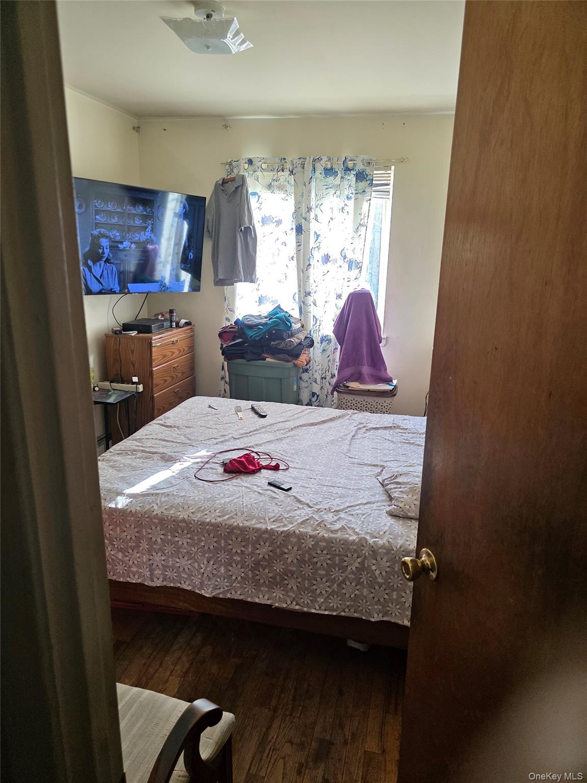 #8 photo, 3232 Ely Avenue, Bronx , NY 10469