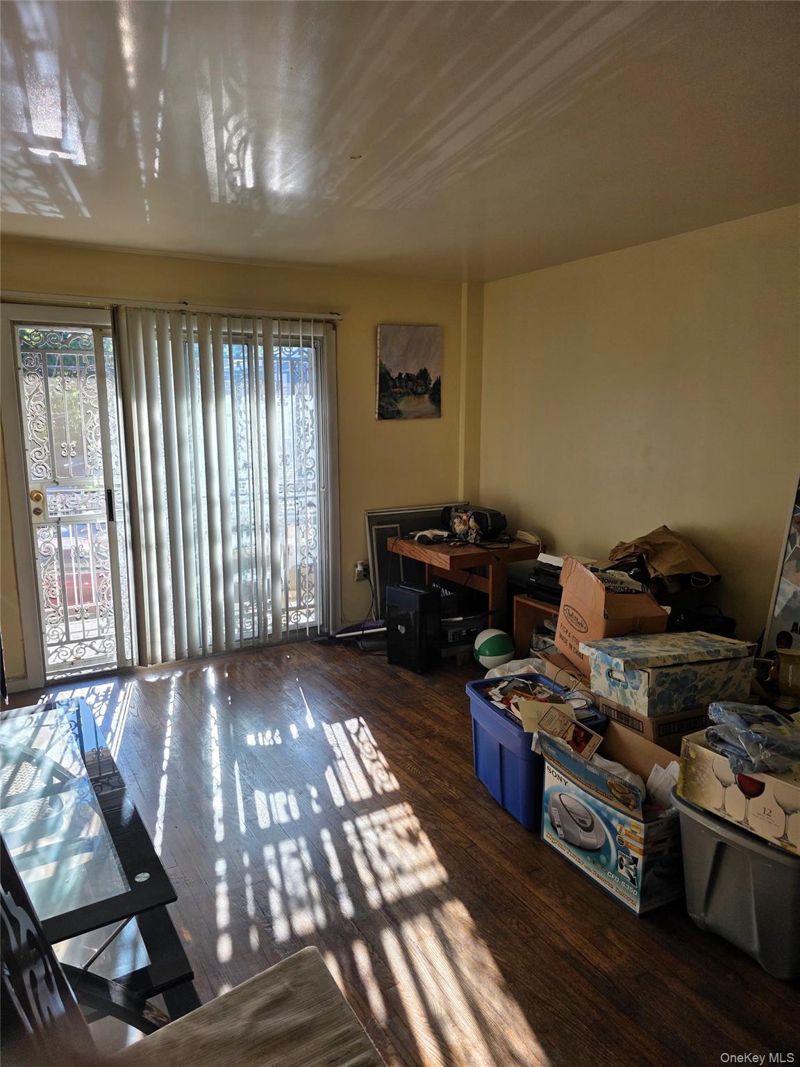 #9 photo, 3232 Ely Avenue, Bronx , NY 10469