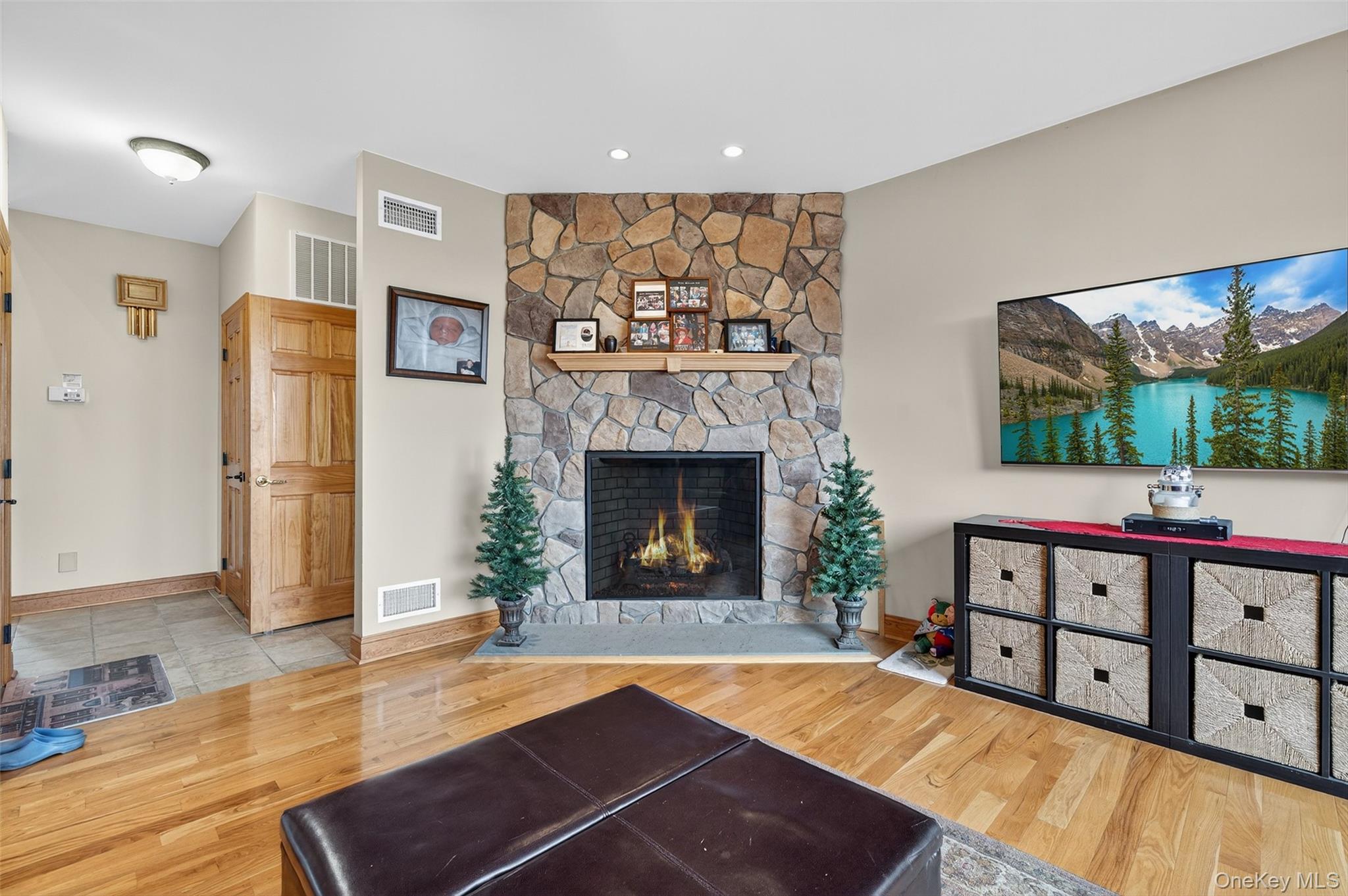 #12 photo, 4 Rachel court, Bloomingburg , NY 12721