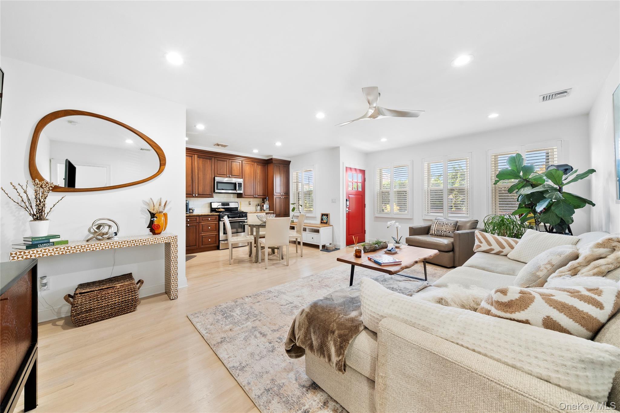 #5 photo, 18 Clark Street, Long Beach , NY 11561