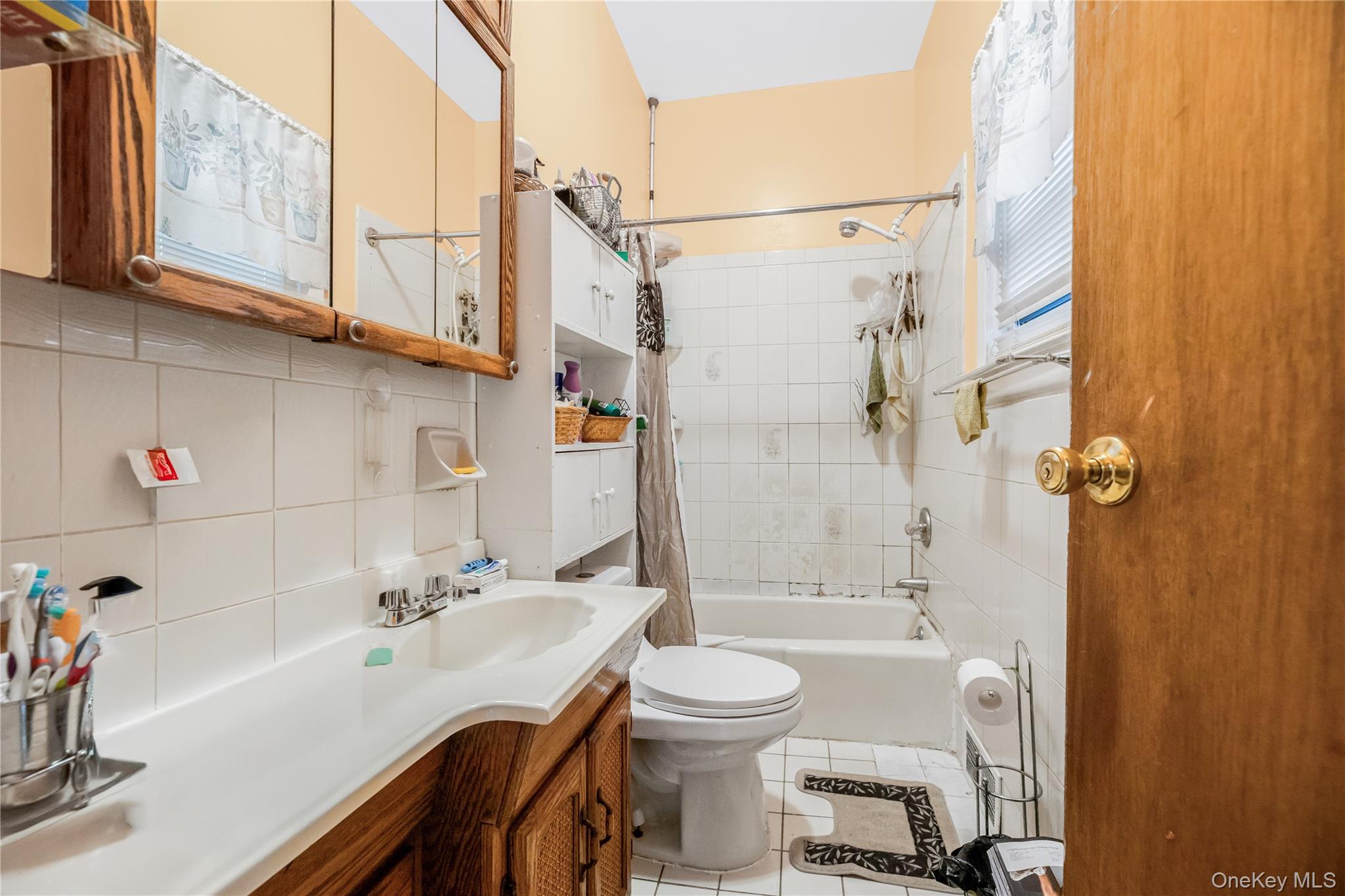 #8 photo, 38 Carroll Street, Yonkers , NY 10705