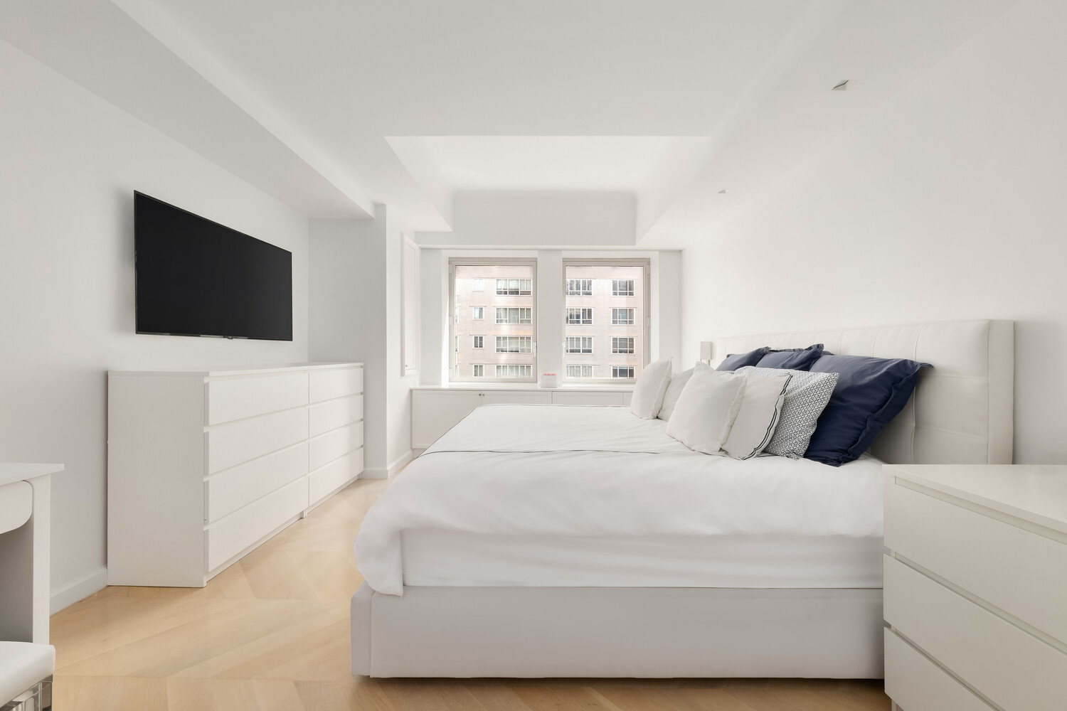 #9 photo, 181 E 65TH Street, Lenox Hill , NY 10065