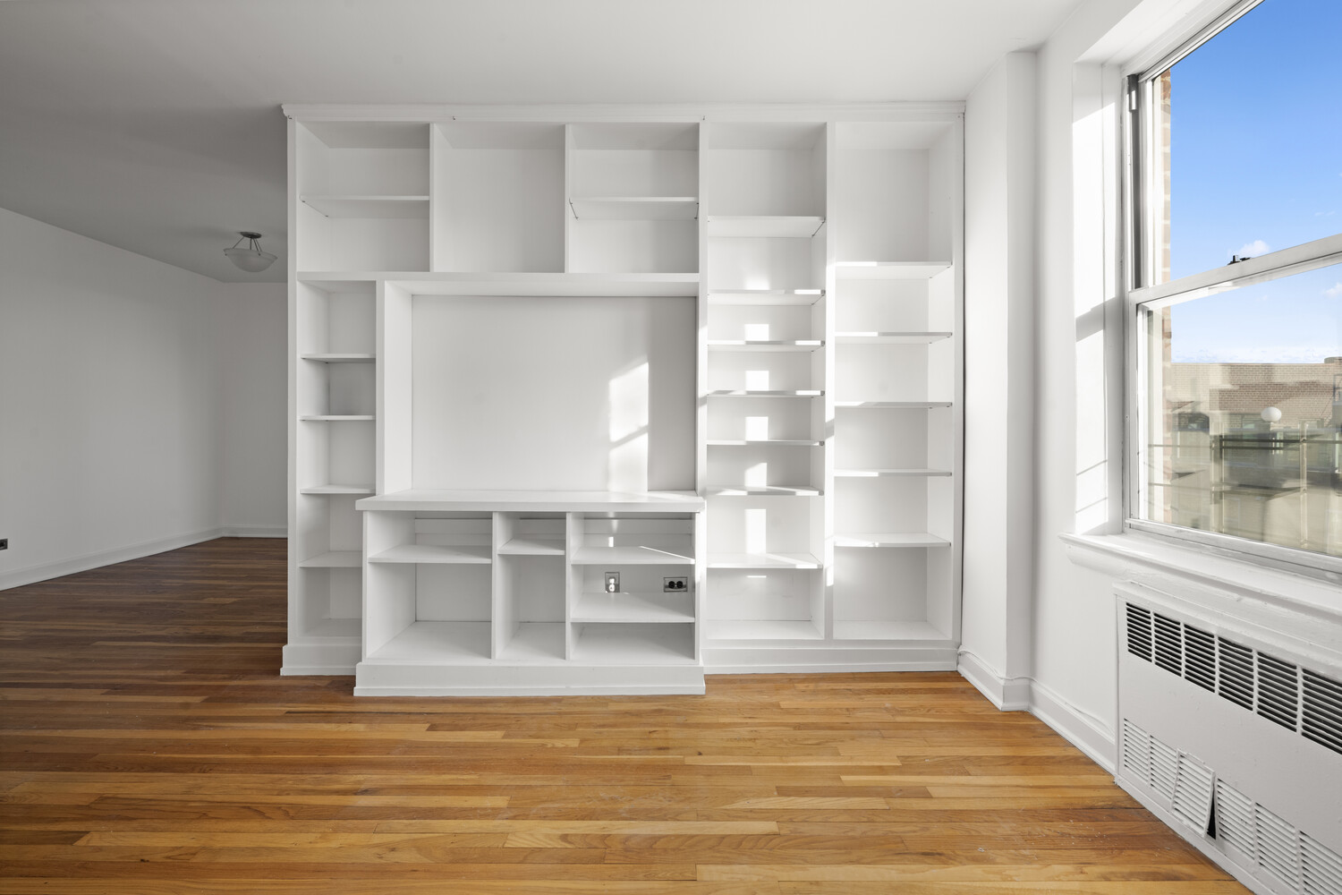 #6 photo, 3512 OXFORD Avenue, Central Riverdale , NY 10463