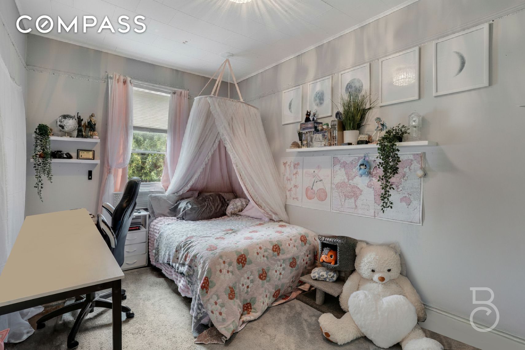 #7 photo, 37-09 20th Road, Astoria , NY 11105