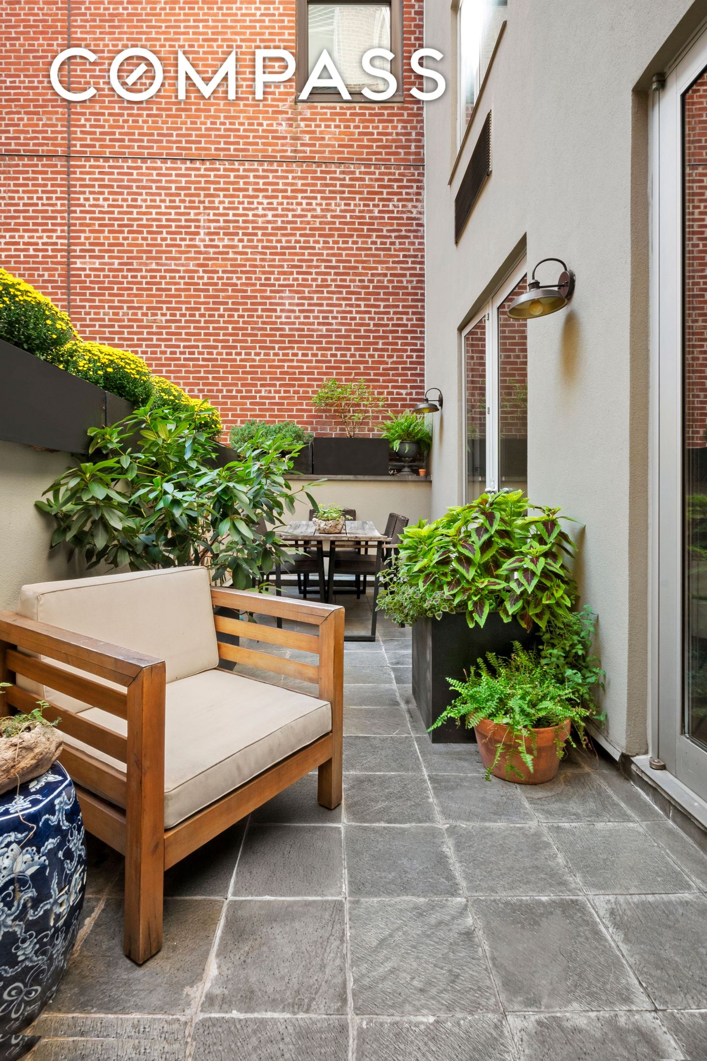 #14 photo, 116 W 22nd Street, Chelsea , NY 10011