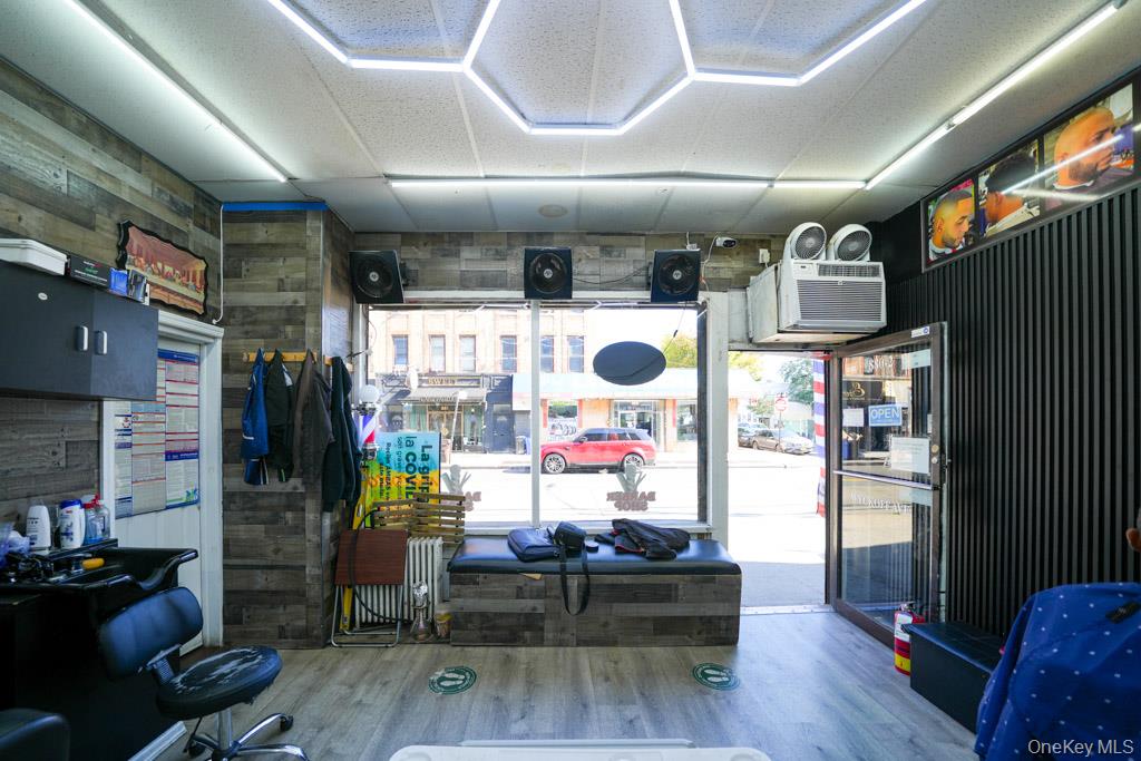 #2 photo, 880 Wyckoff Avenue, Brooklyn , NY 11237