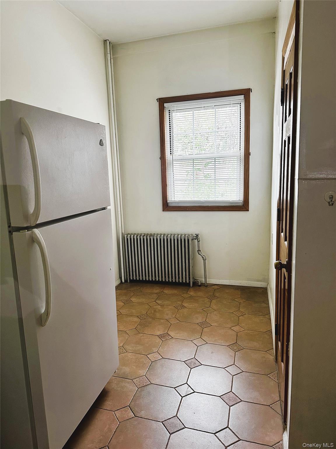 #5 photo, 5353 72nd Street, Maspeth , NY 11378