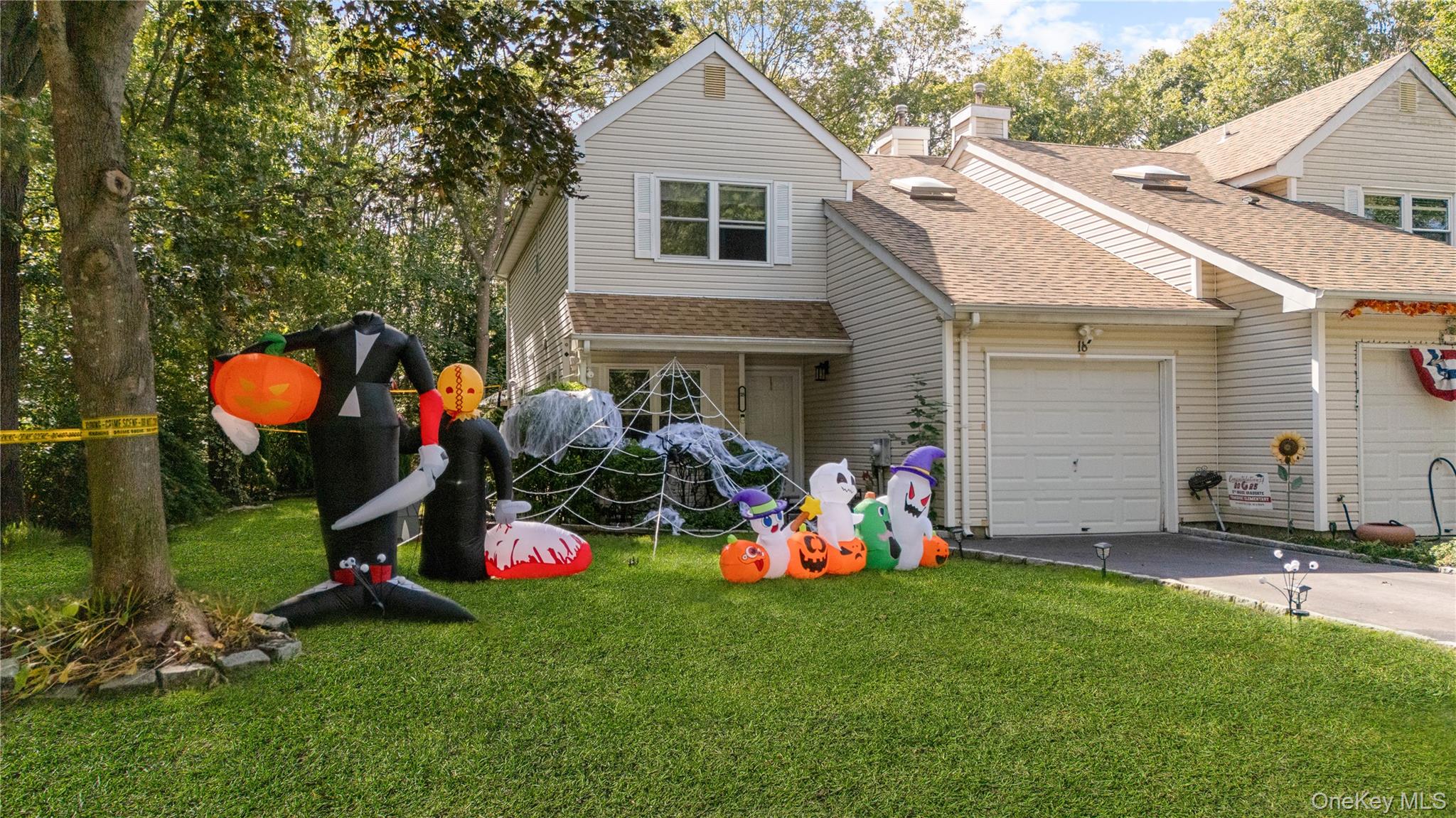 #1 photo, 18 Lindsey Court, サフォーク郡 Holtsville , NY 11742