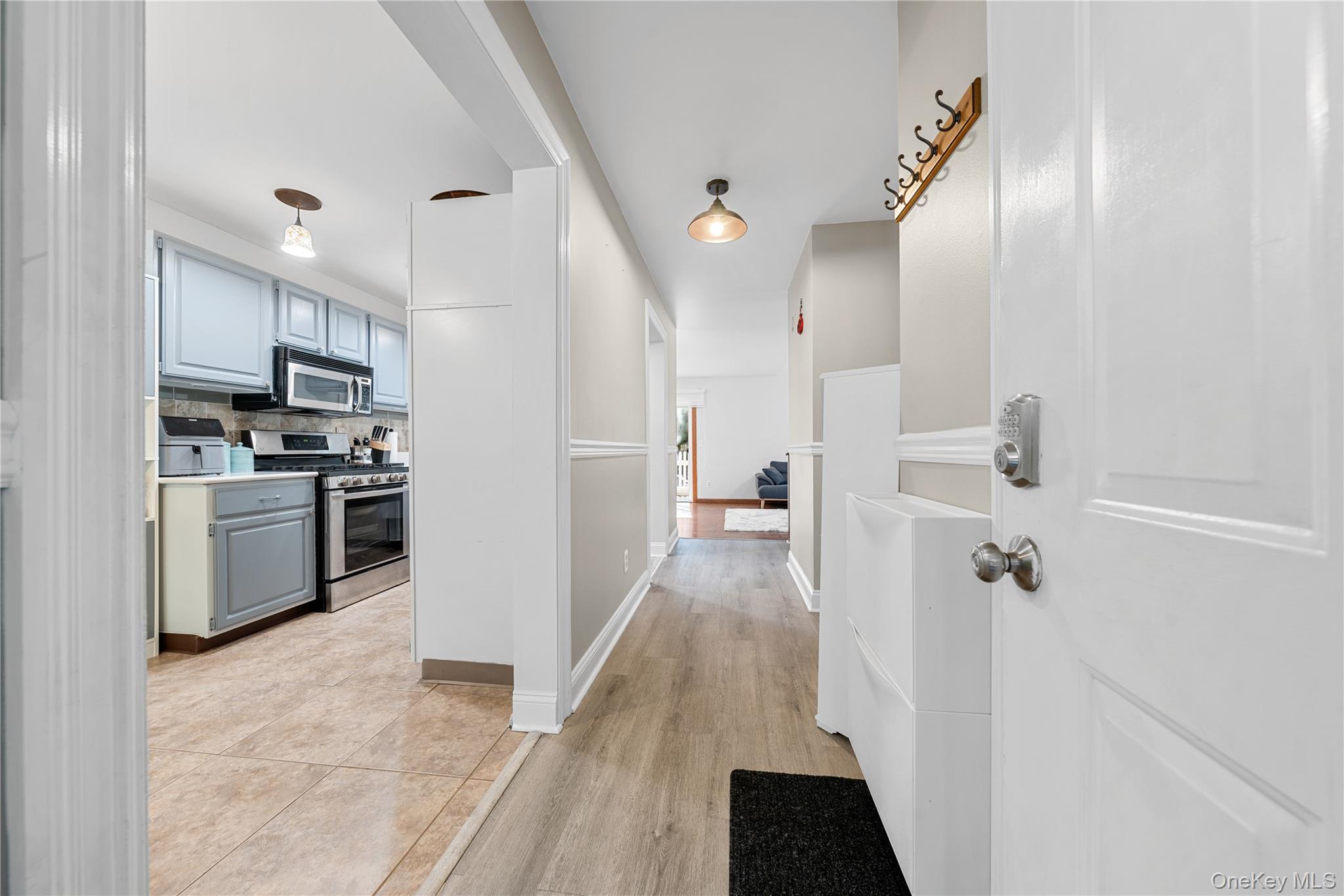 #6 photo, 18 Lindsey Court, サフォーク郡 Holtsville , NY 11742