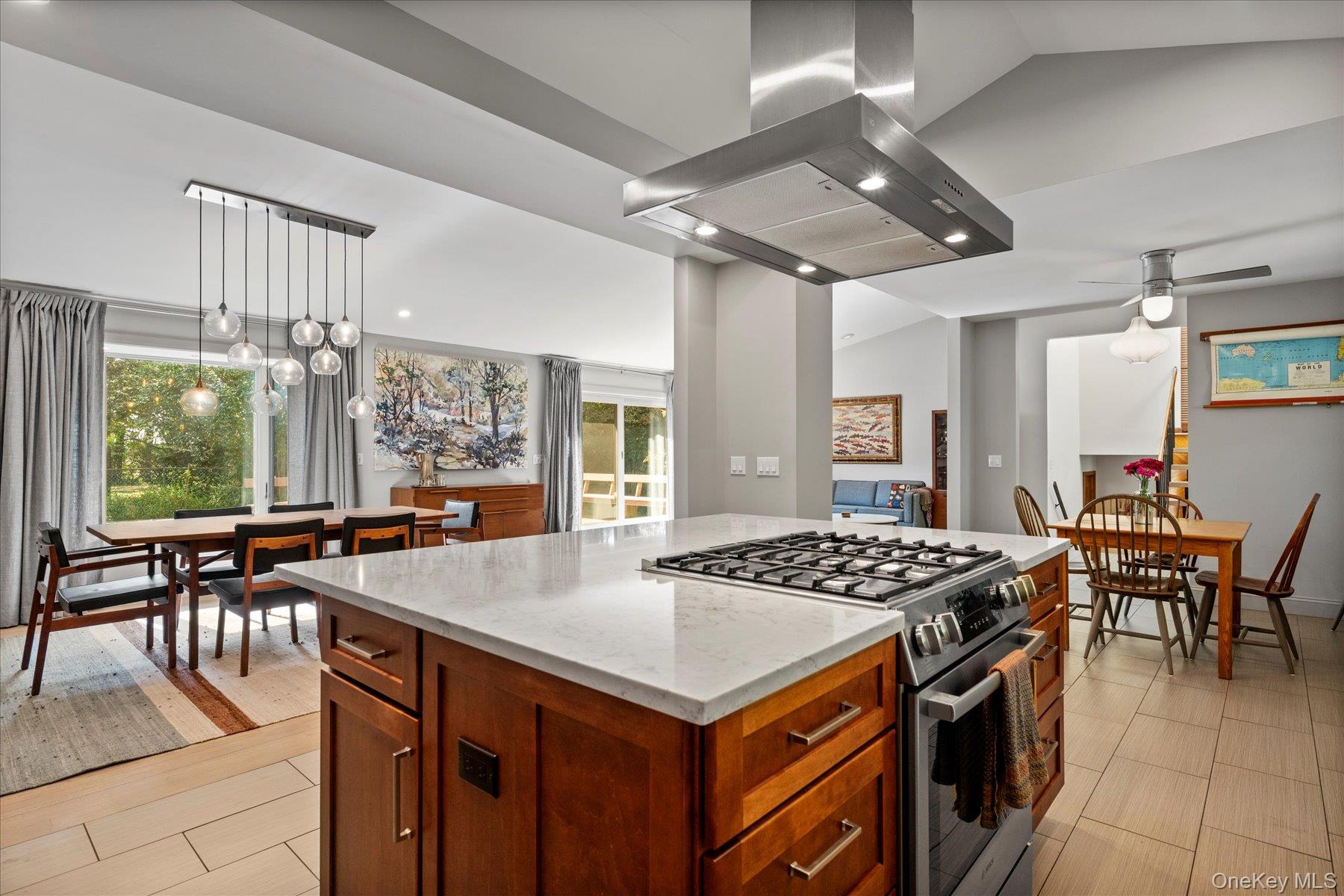 #13 photo, 1425 Laurelwood Drive, サフォーク郡 Laurel , NY 11948