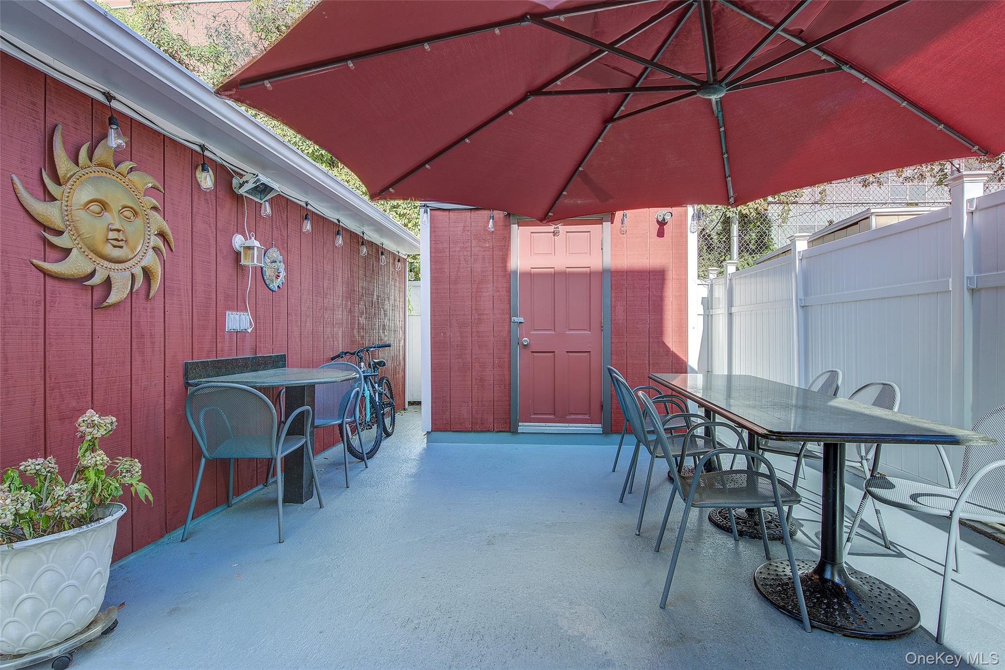 #4 photo, 85-21 56th Avenue, Elmhurst , NY 11373