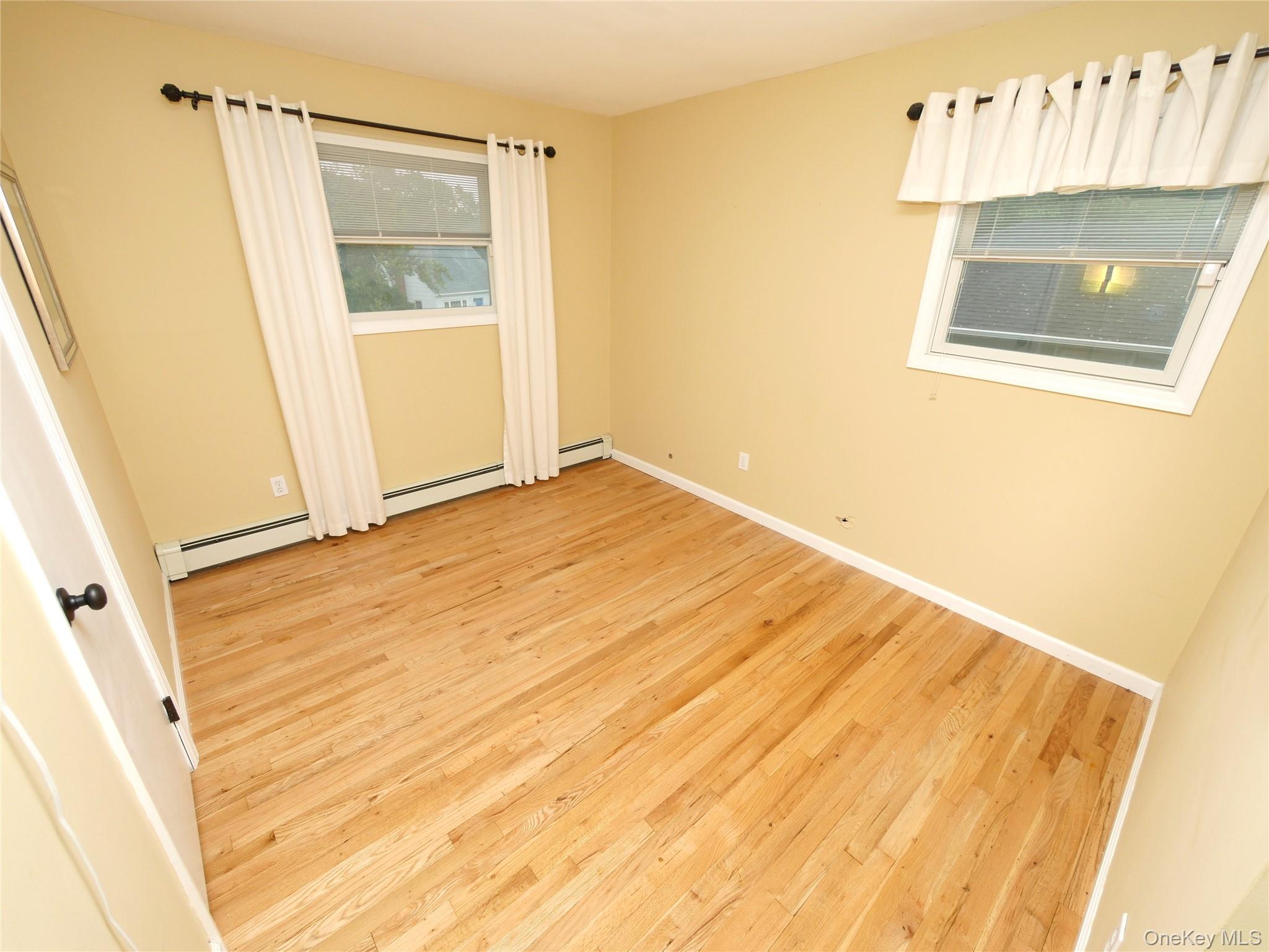 #13 photo, 20 Whitestone Road, サフォーク郡 Sound Beach , NY 11789