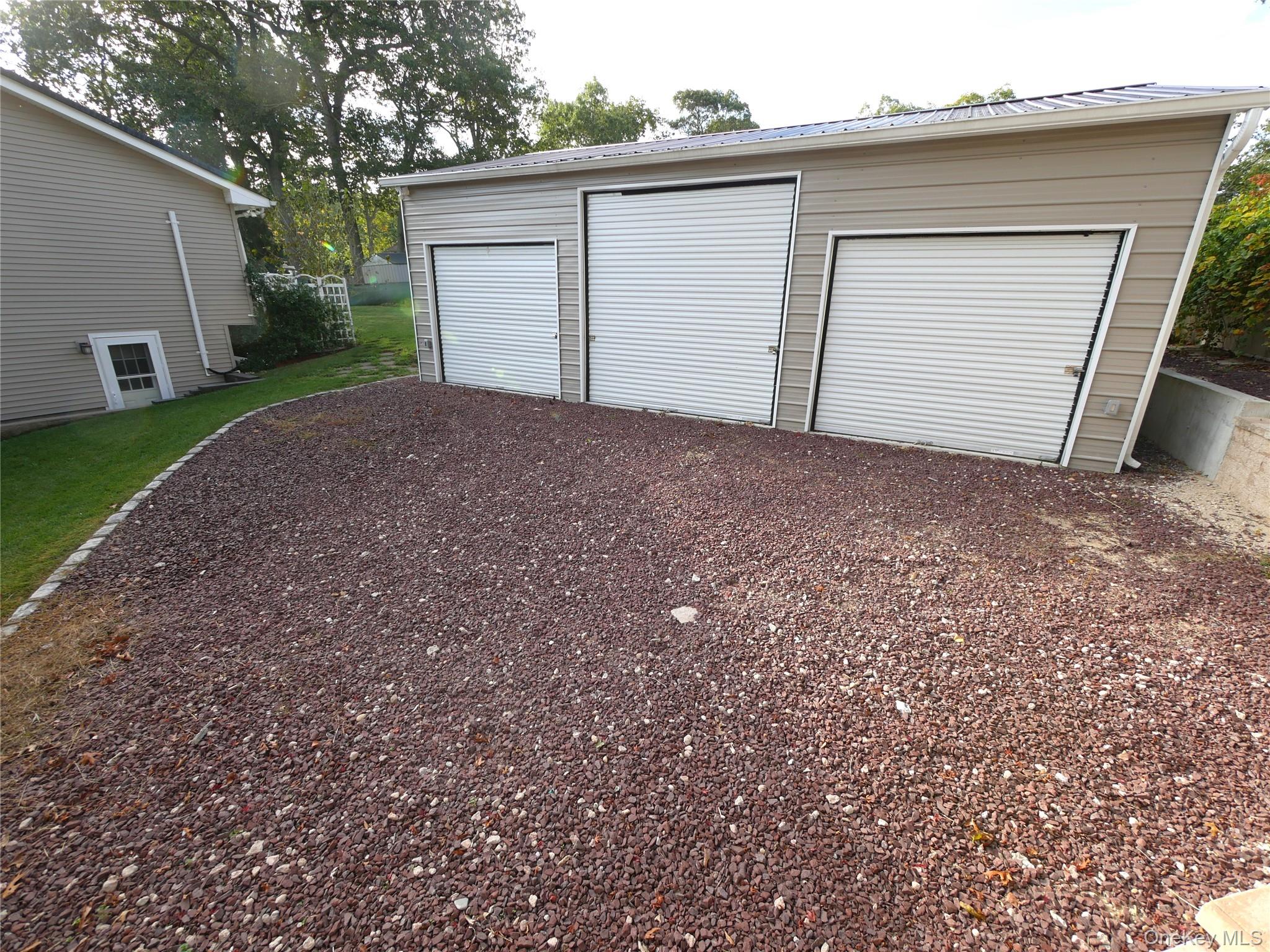 #2 photo, 20 Whitestone Road, サフォーク郡 Sound Beach , NY 11789