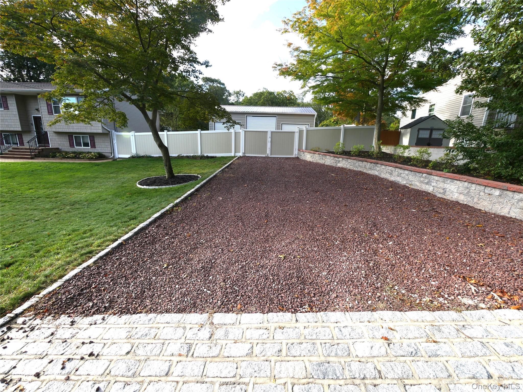 #4 photo, 20 Whitestone Road, サフォーク郡 Sound Beach , NY 11789