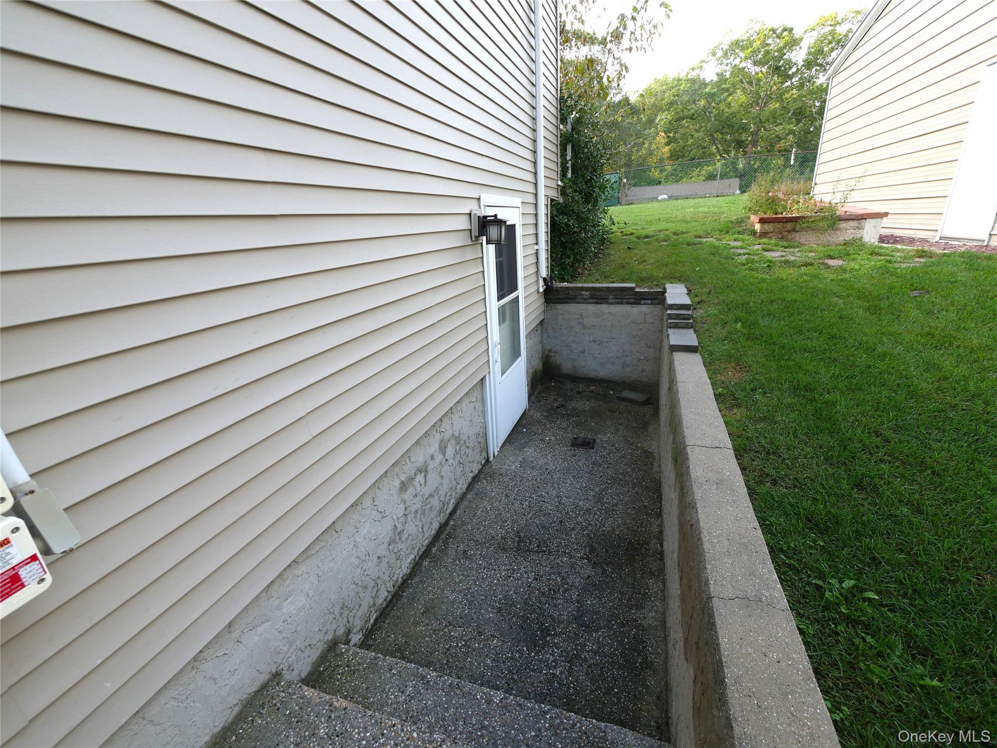 #5 photo, 20 Whitestone Road, サフォーク郡 Sound Beach , NY 11789